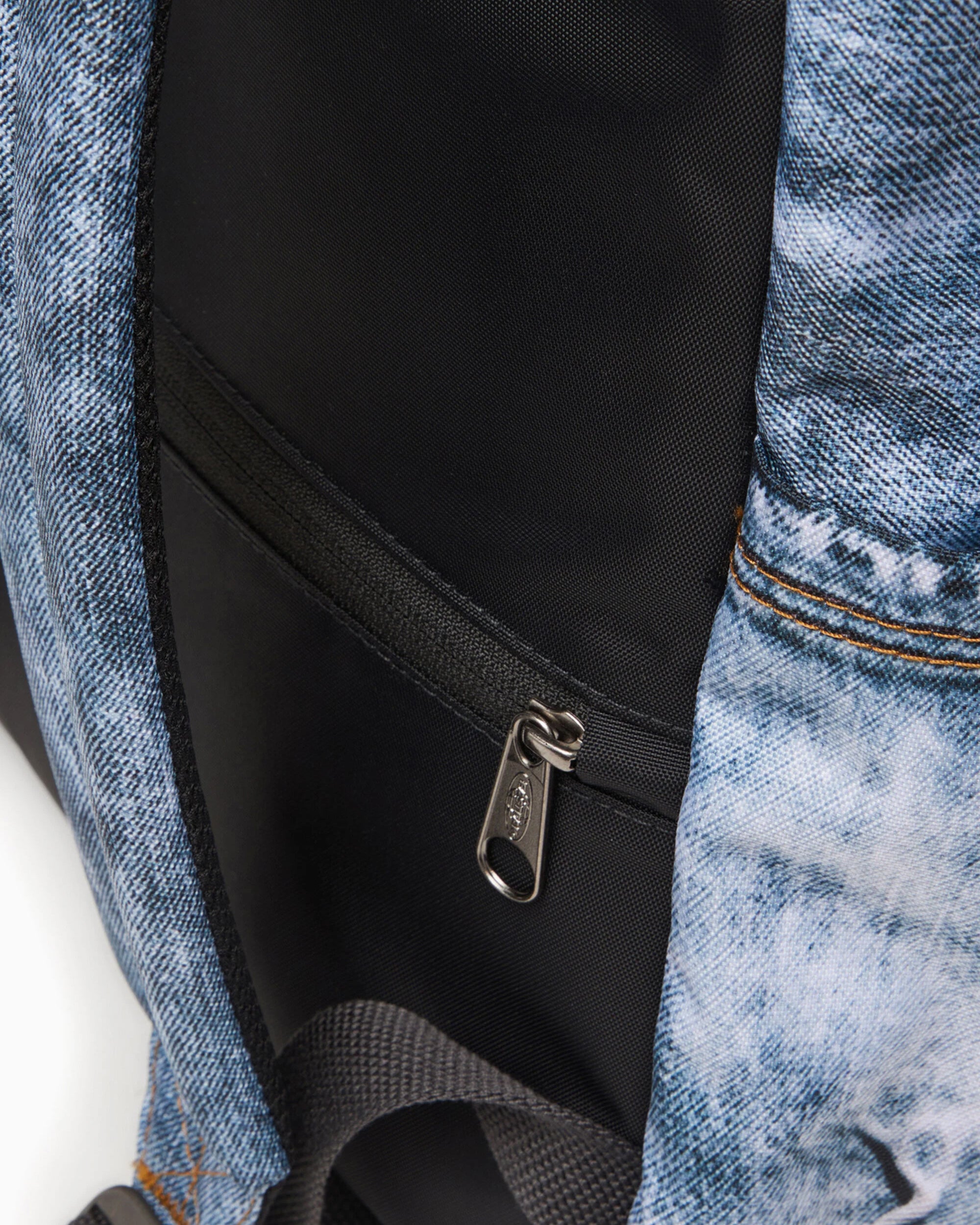 Backpacks and Suitcases Eastpak x Diesel Day Pak'r Unisex Backpack - EK0A5BMH6Y21