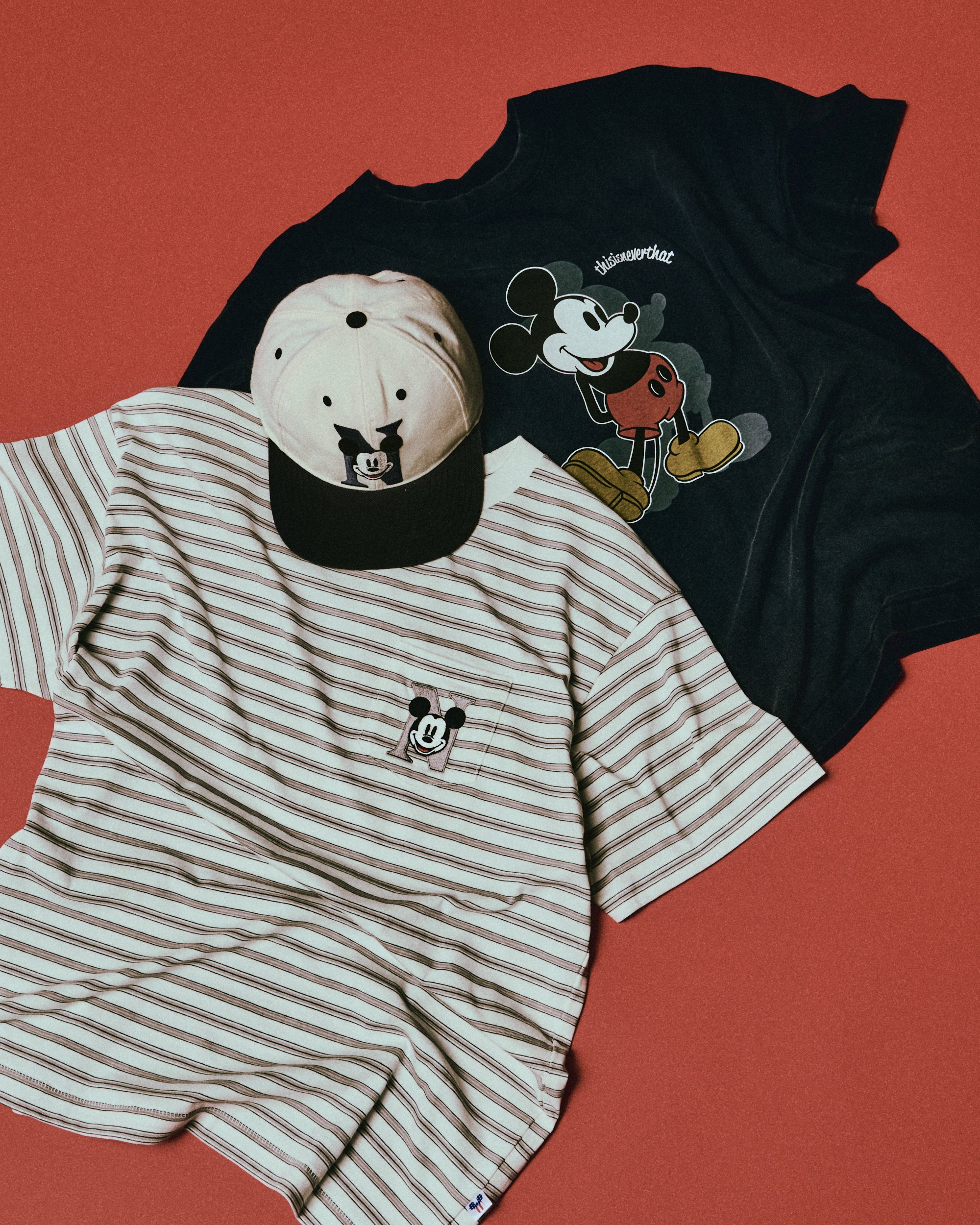 Caps thisisneverthat® Mickey Two-Tone Unisex Cap - DS251WHWBC01-WHNA