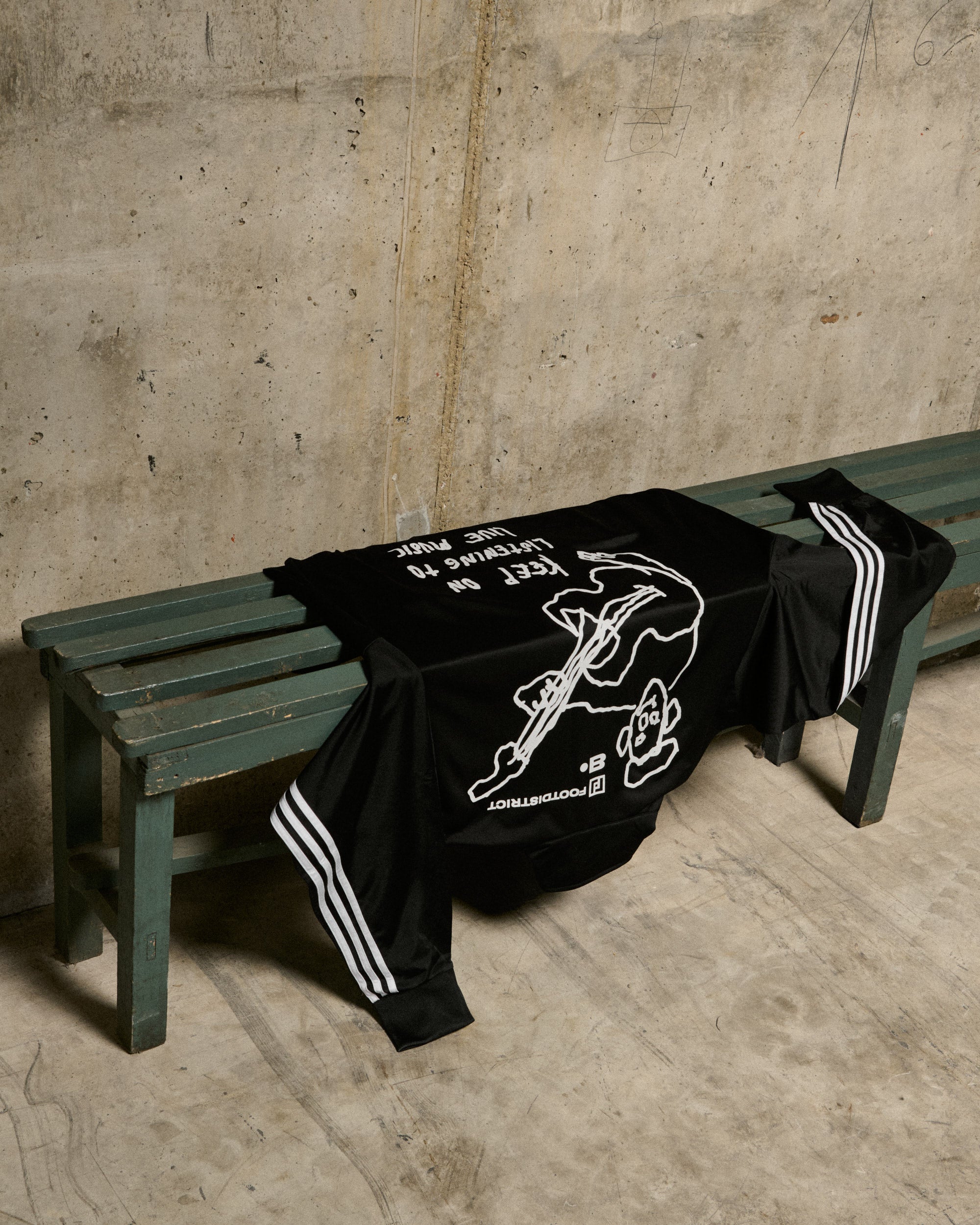 Jackets Coats adidas Originals x FSTVL B FOOTDISTRICT Firebird Adicolor "Strings" Unisex Track Jacket - FG-IJ7058