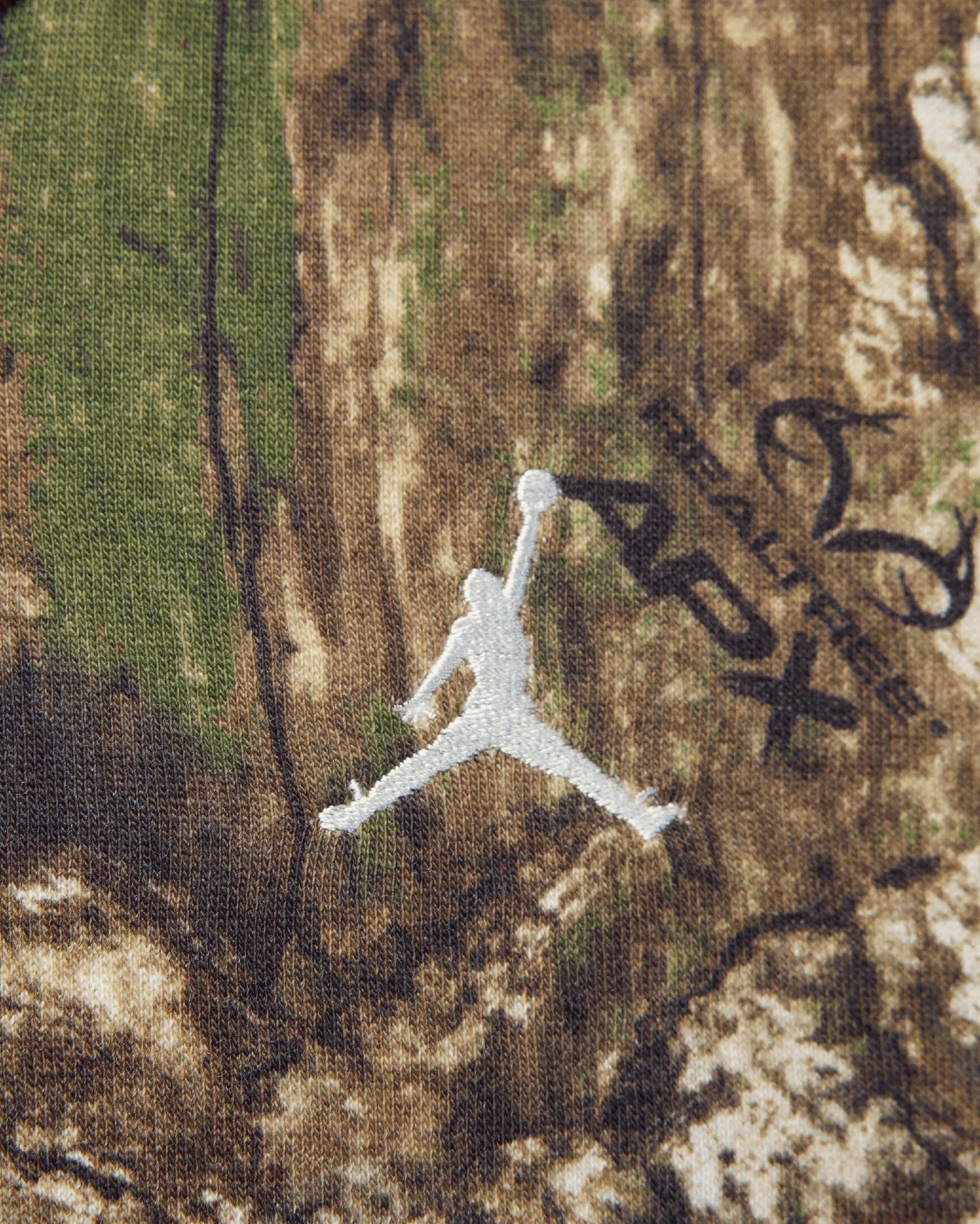 Jackets Coats Jordan Brooklyn Realtree Fleece Camo Print Leaves Crop Women's Light Jacket - HV0469-133