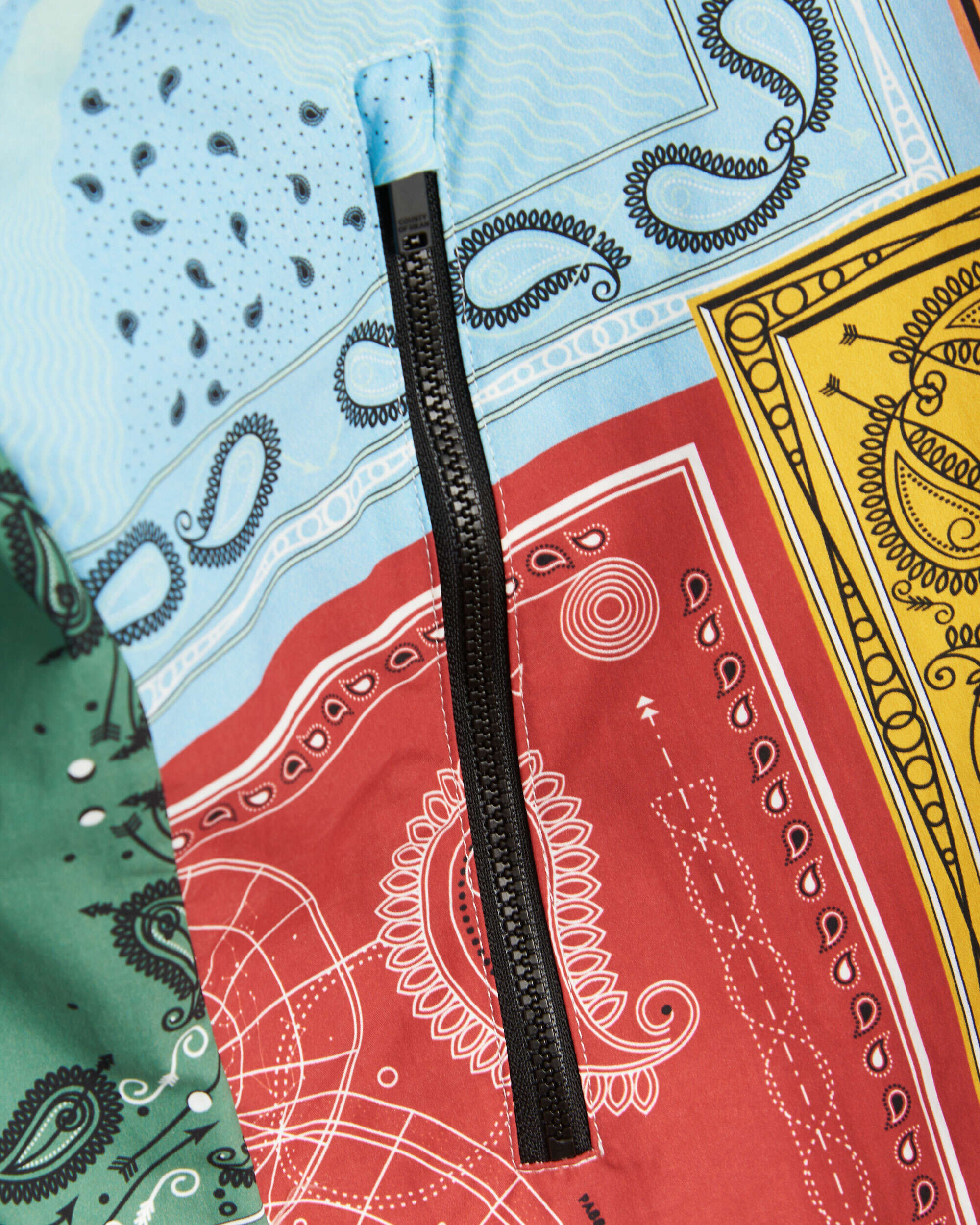 Jackets Coats Marcelo Burlon Bandana Men's Allover Printed Anorak Men's Jacket - CMEO009S22FAB0012518