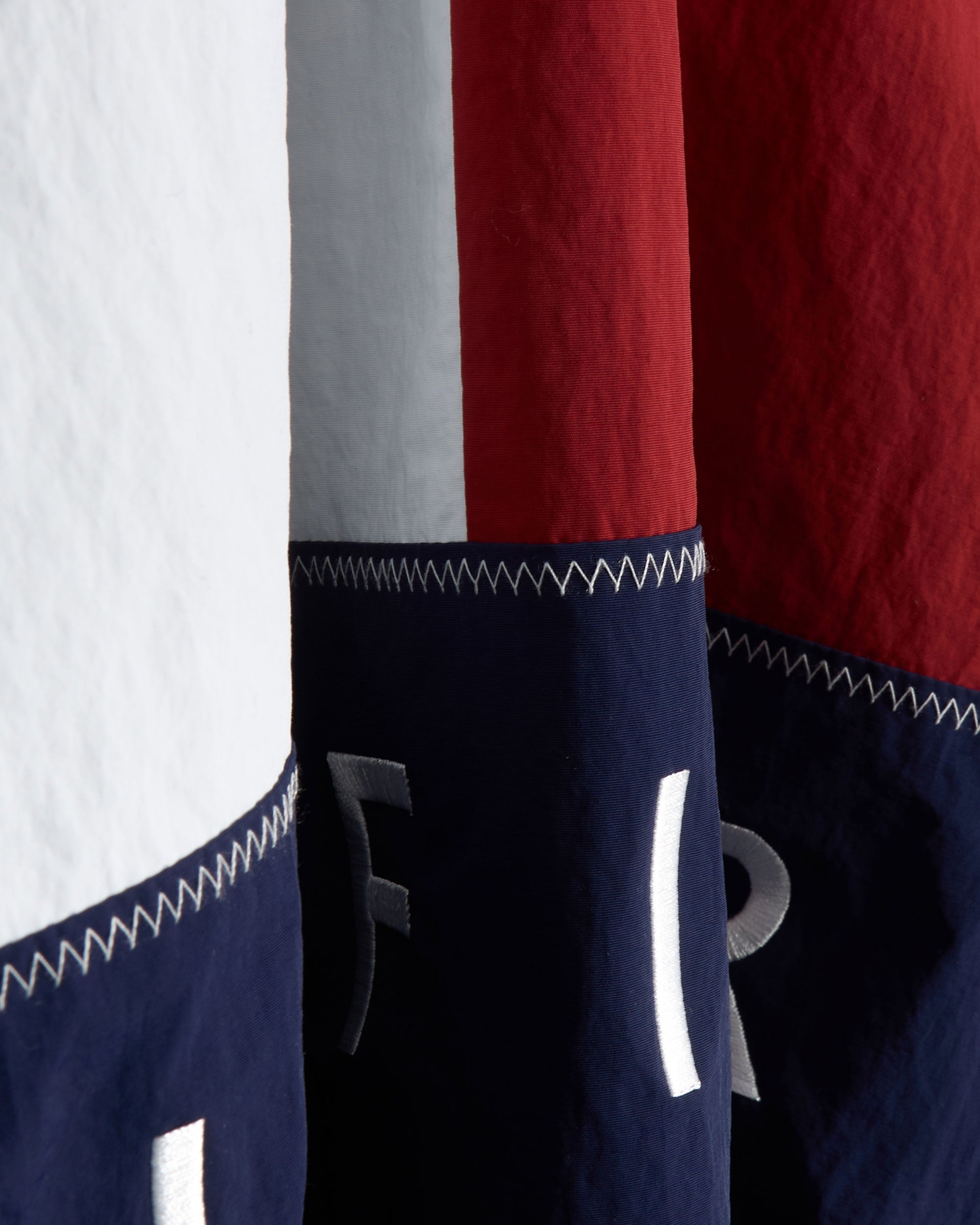Jackets Coats Tommy Hilfiger Sailing Reversible Relaxed Men's Rain Jacket - MN0MN00006L6K