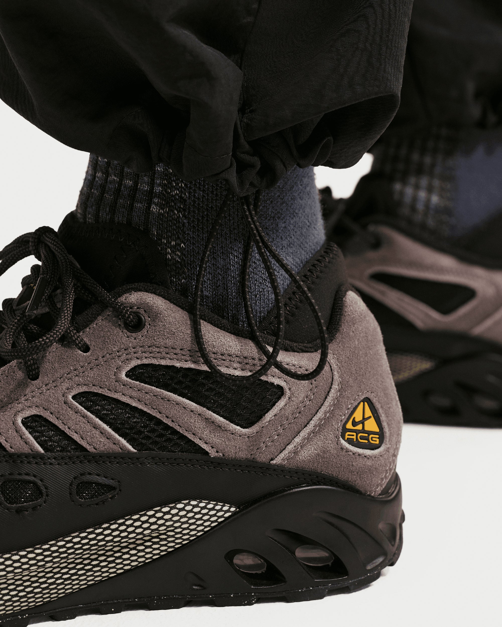 Pants Nike ACG "Dolomiti" Relaxed Men's Sweatpants - IF0913-010