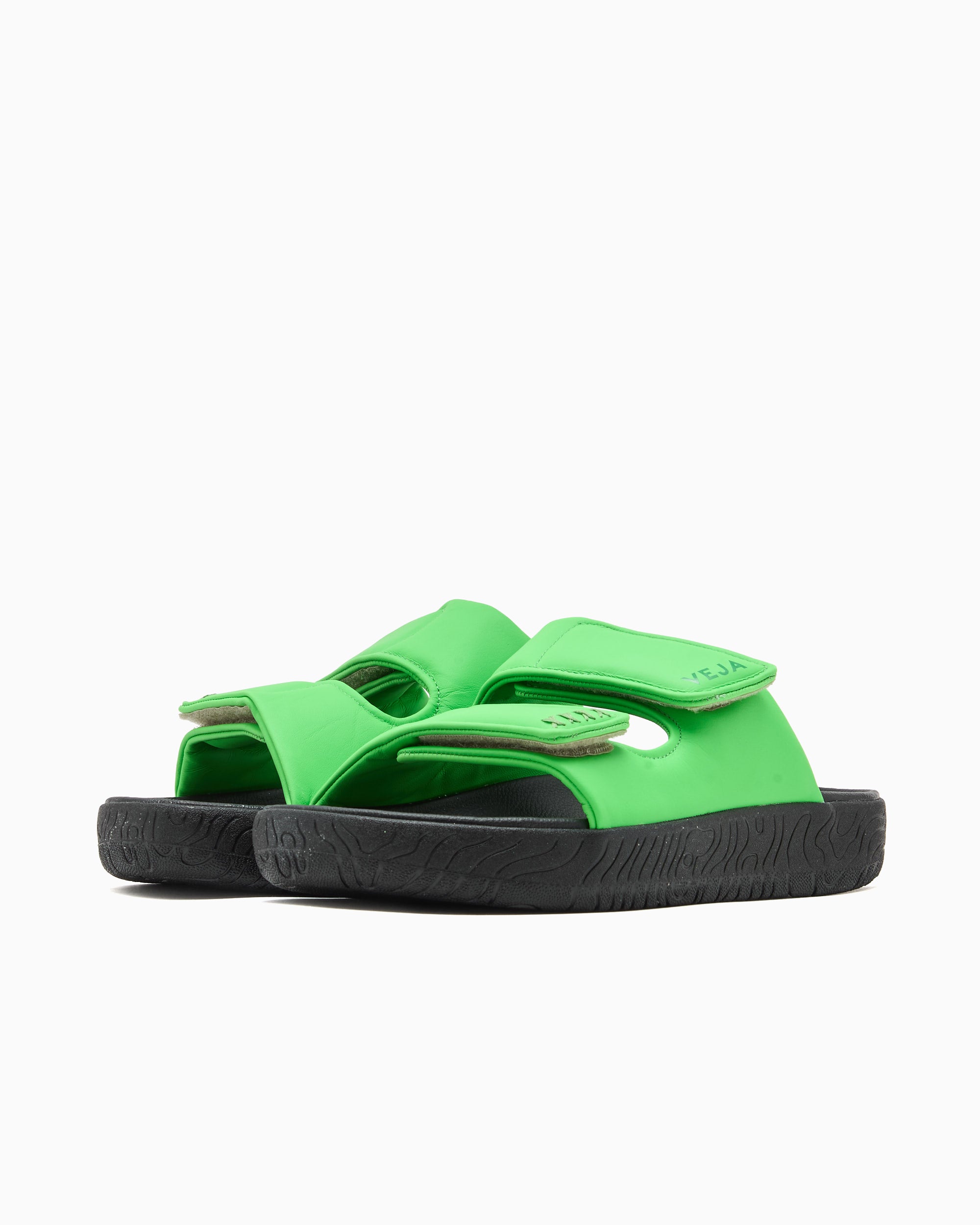 Sandals Veja Etna Bold Leather Slide - EM0221350B
