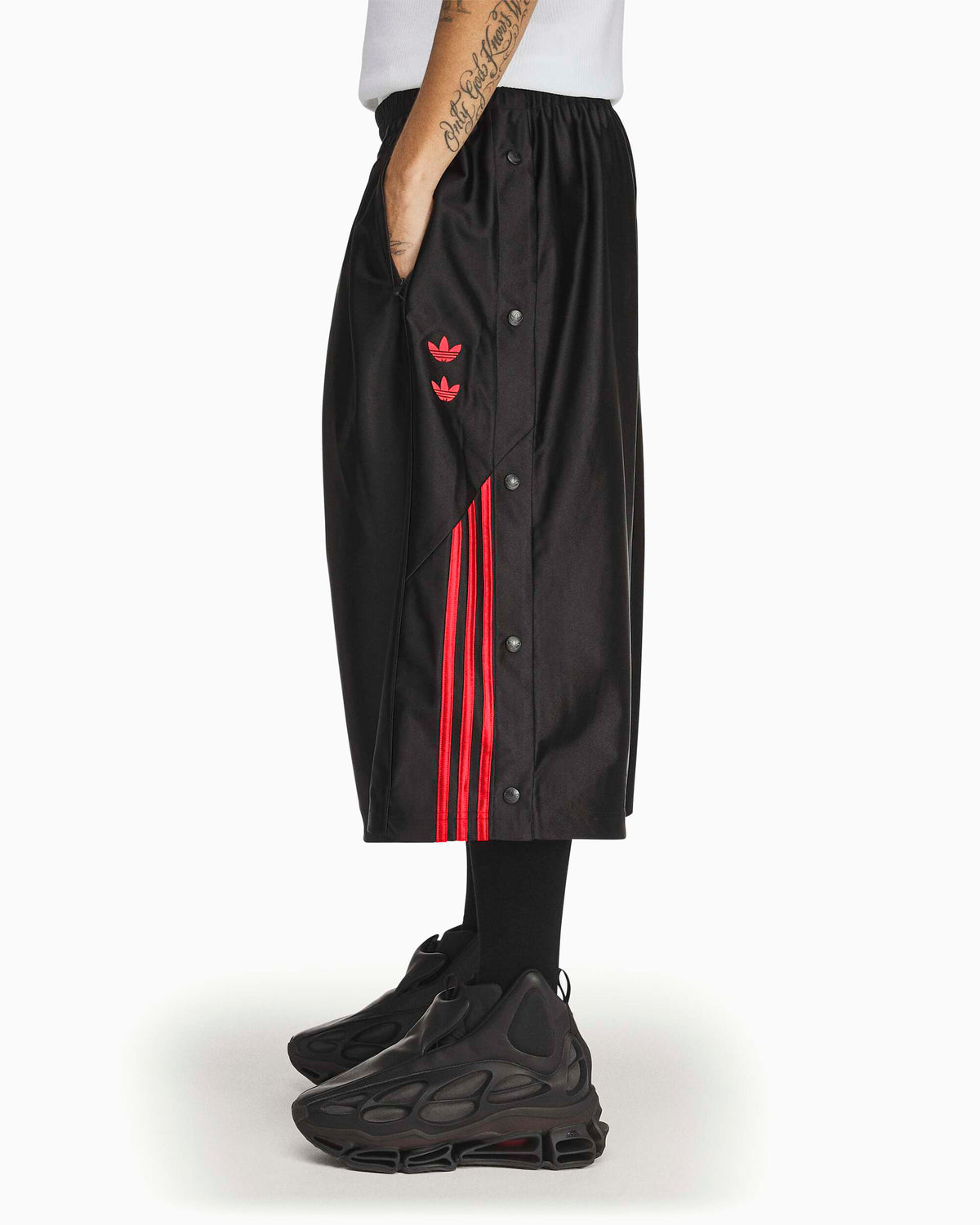 Shorts adidas Originals x Willy Chavarria "Dazzle" Oversize Men's Shorts - KZ3117