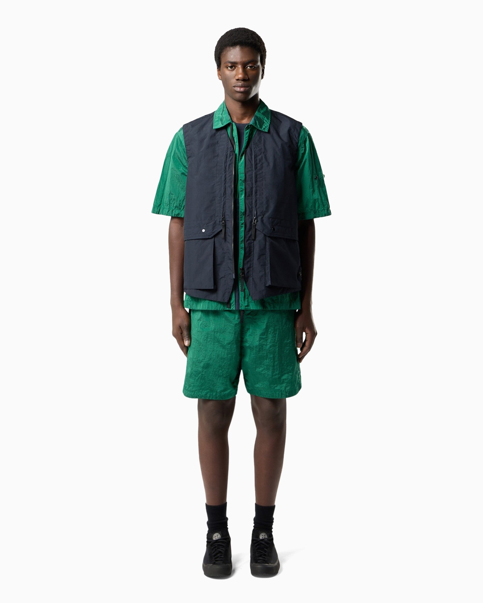 Shorts Stone Island Econyl® Relaxed Men's Shorts - L1S15L100008-V005H