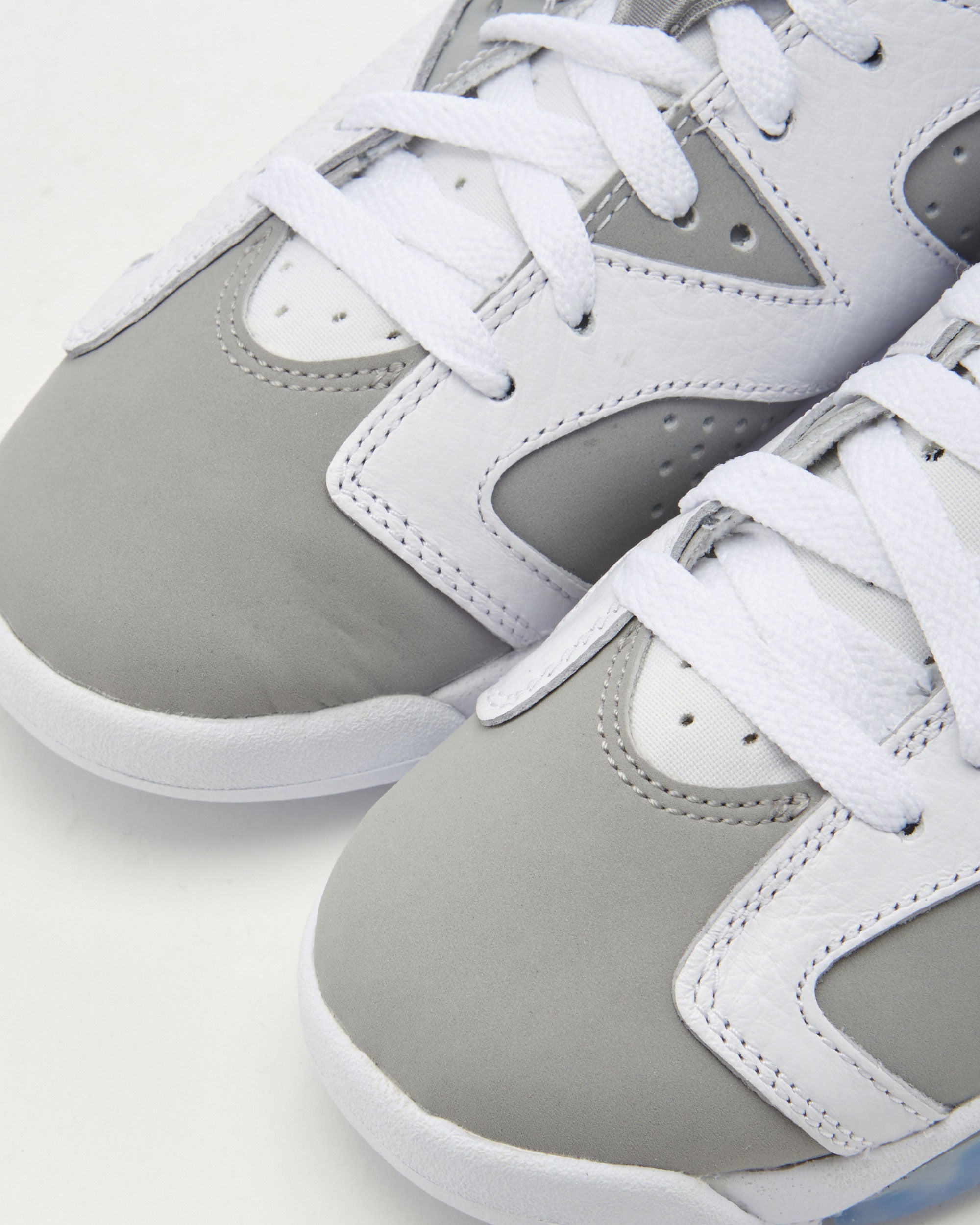 Sneakers Air Jordan 6 Retro "Cool Grey" (GS) - 384665-100