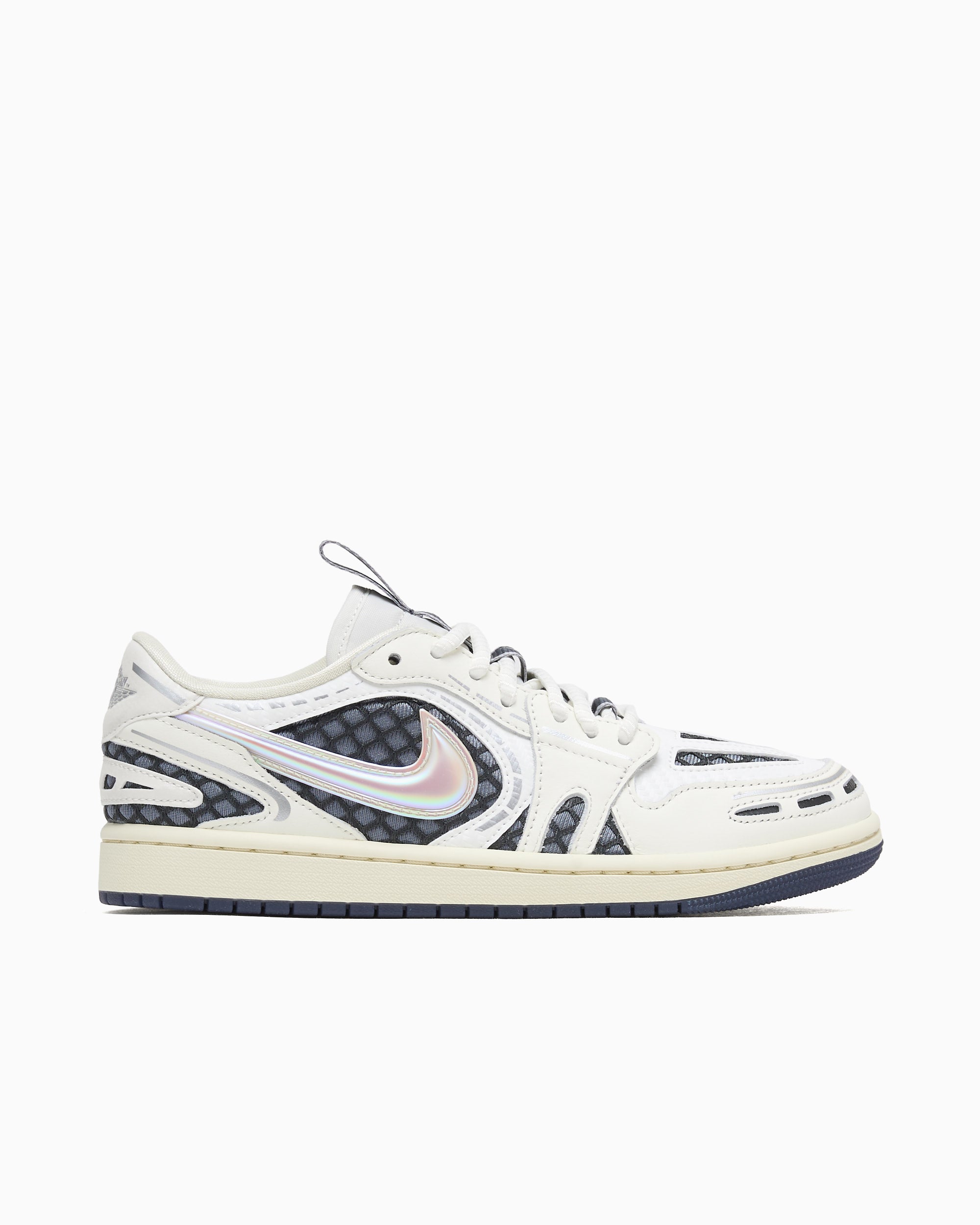 Sneakers Air Jordan Women's 1 Low V3 "Method Of Make" - HQ2186-100