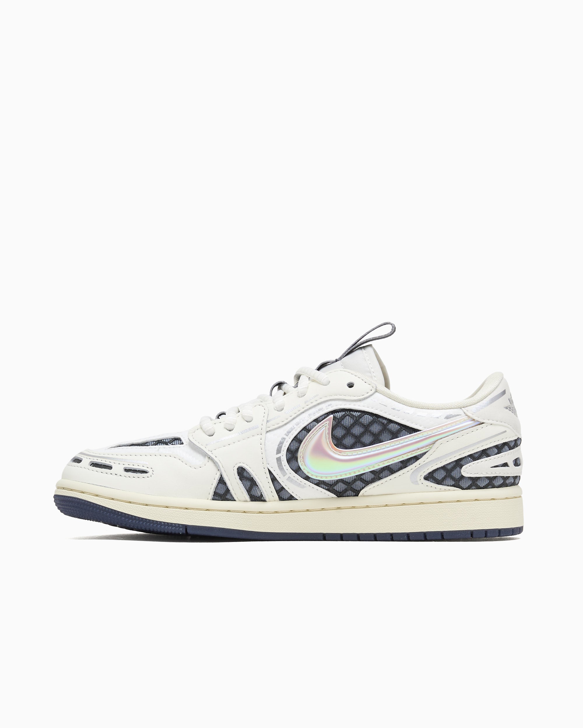 Sneakers Air Jordan Women's 1 Low V3 "Method Of Make" - HQ2186-100