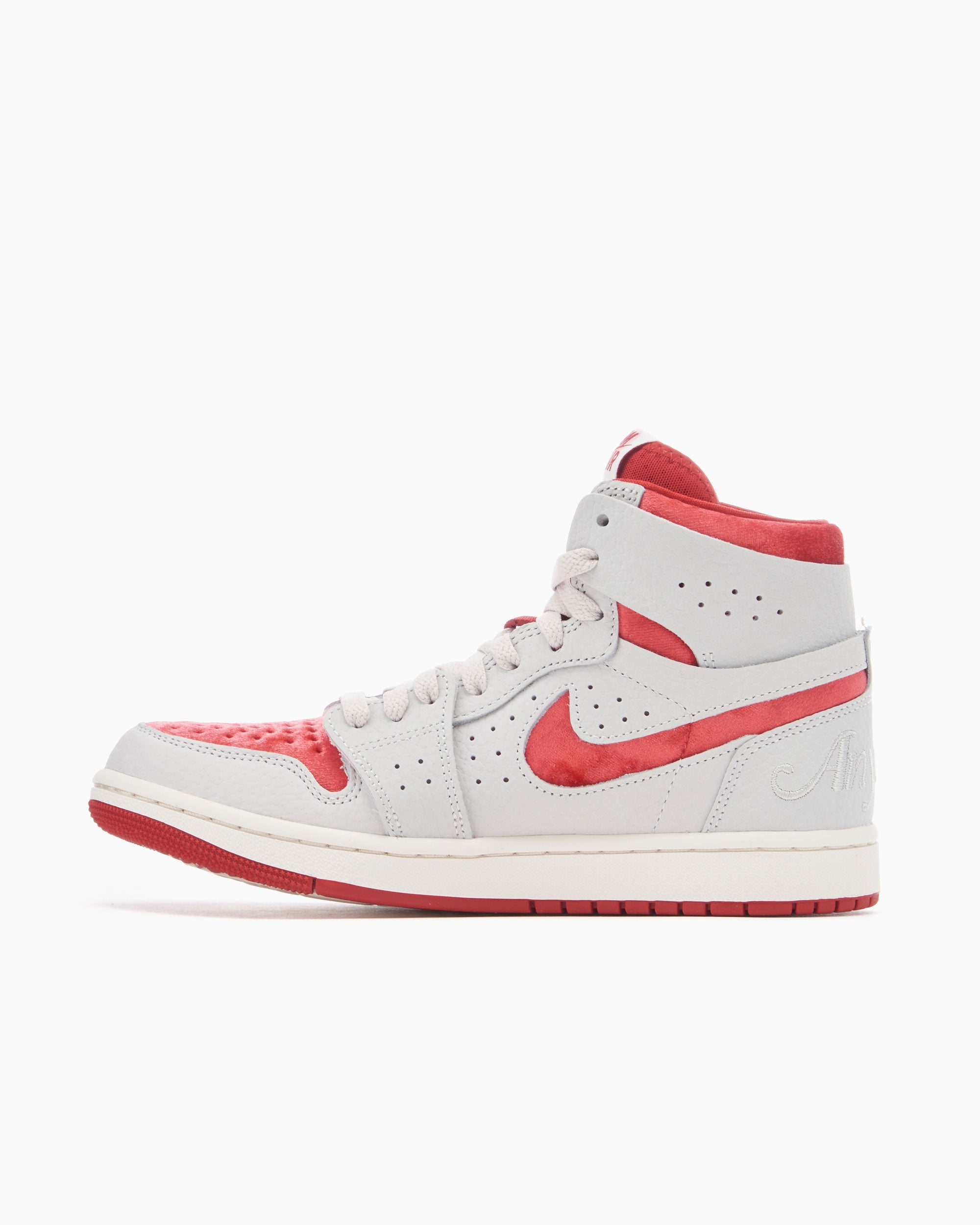 Sneakers Air Jordan Women's 1 Zoom CMFT 2 SP "Valentines Day" - DV1304-106