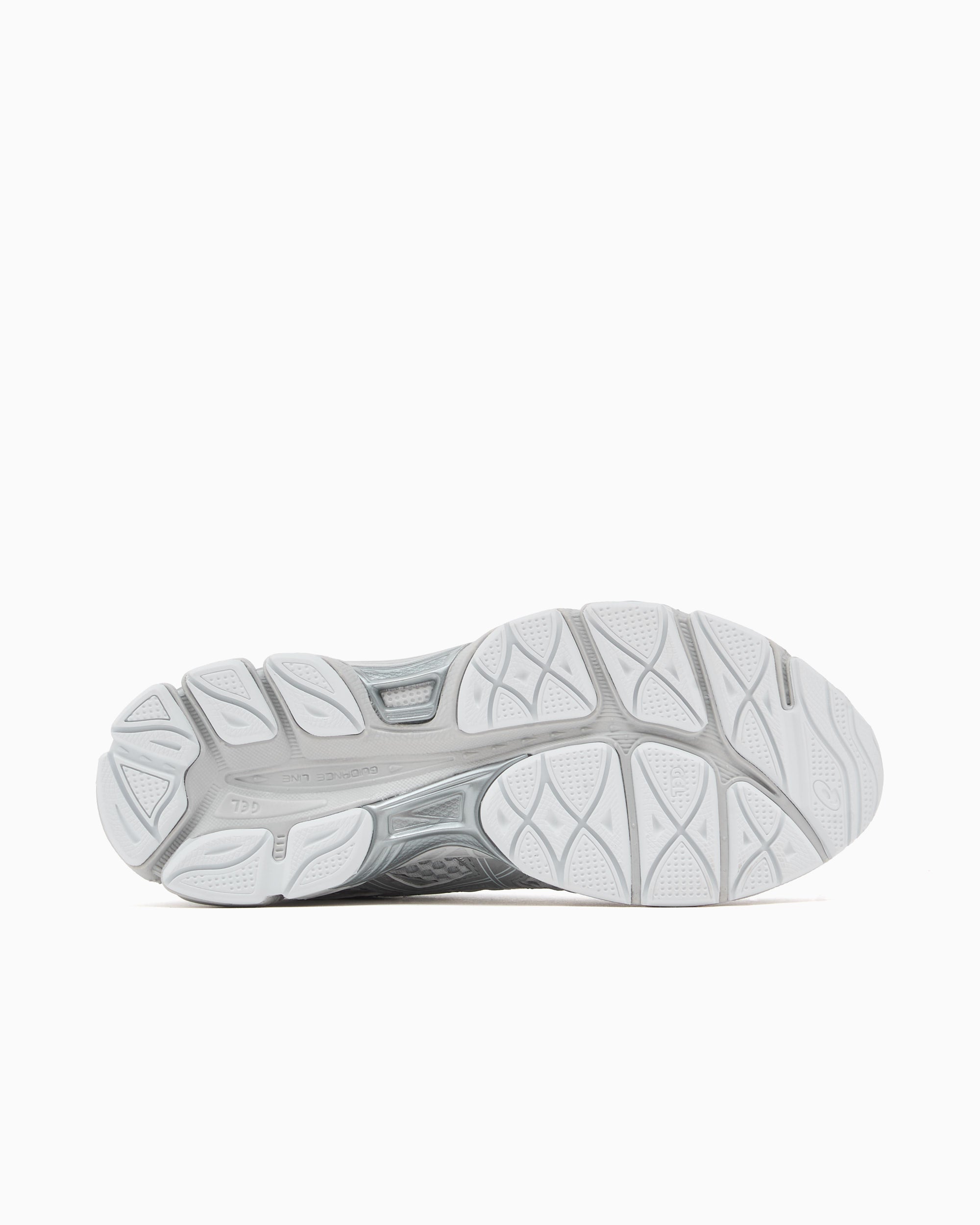 Sneakers ASICS Gel-Cumulus 16 - 1203A733-024