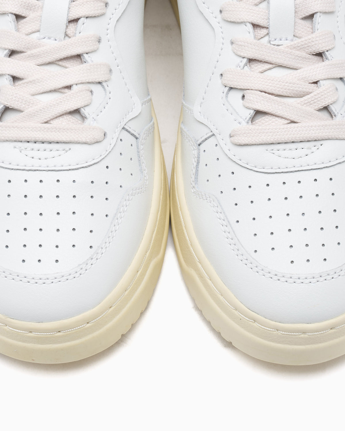 Sneakers Autry Medalist Low - AULMLL29