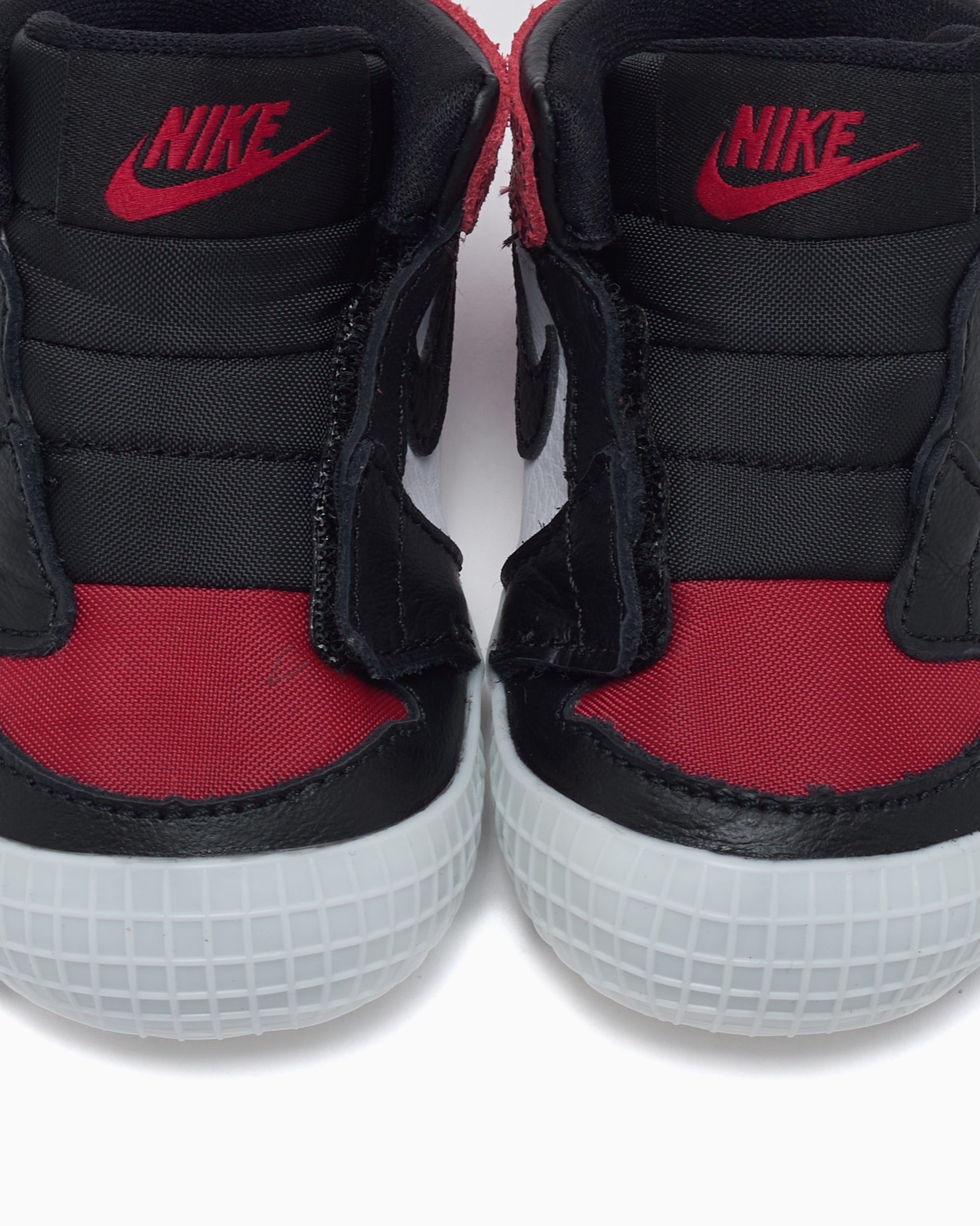 Sneakers Jordan 1 Crib Bootie "Ruby" - AT3745-602