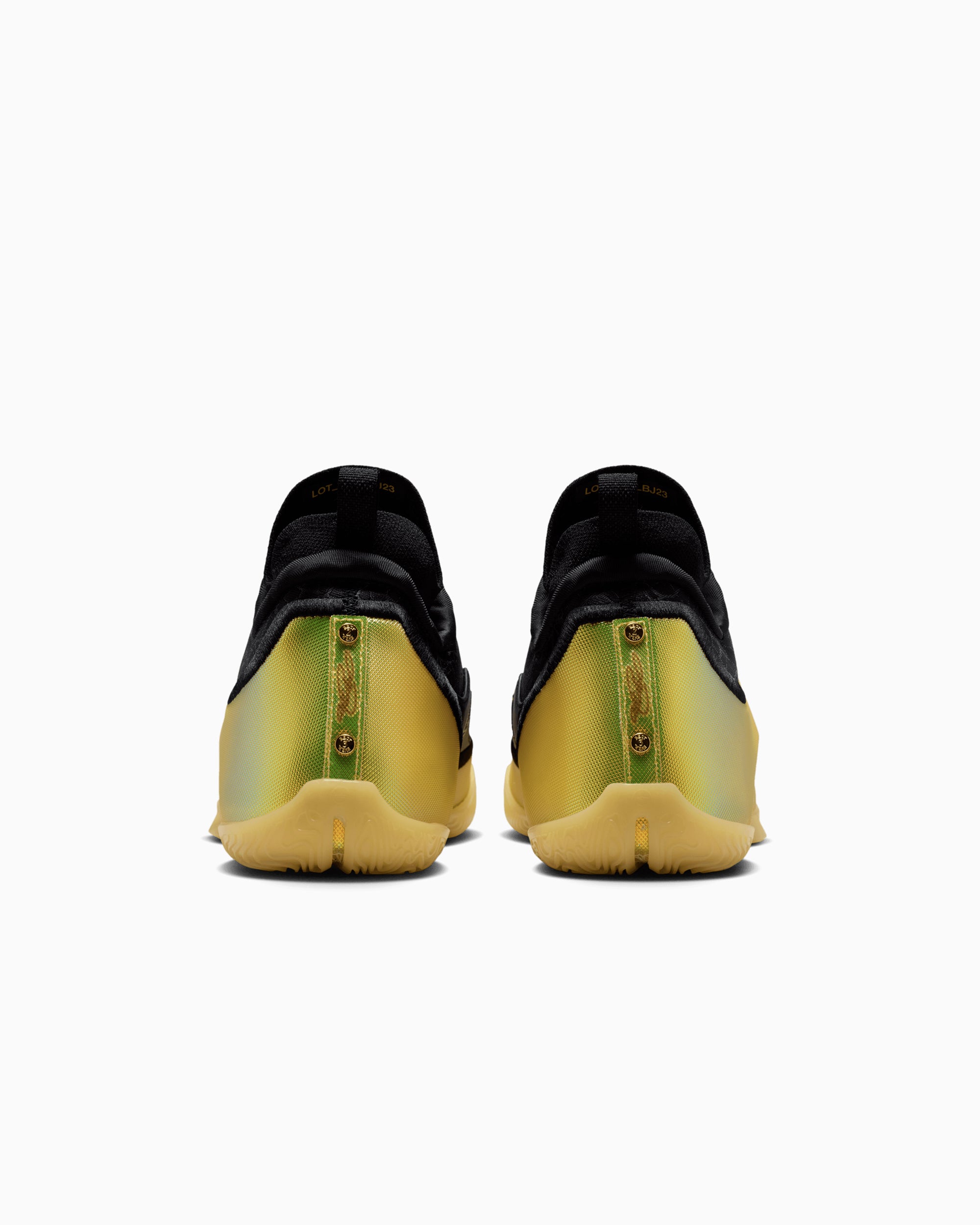 Sneakers Nike LeBron 23 Elite "Hurt Feelings Write History" - IB9557-002