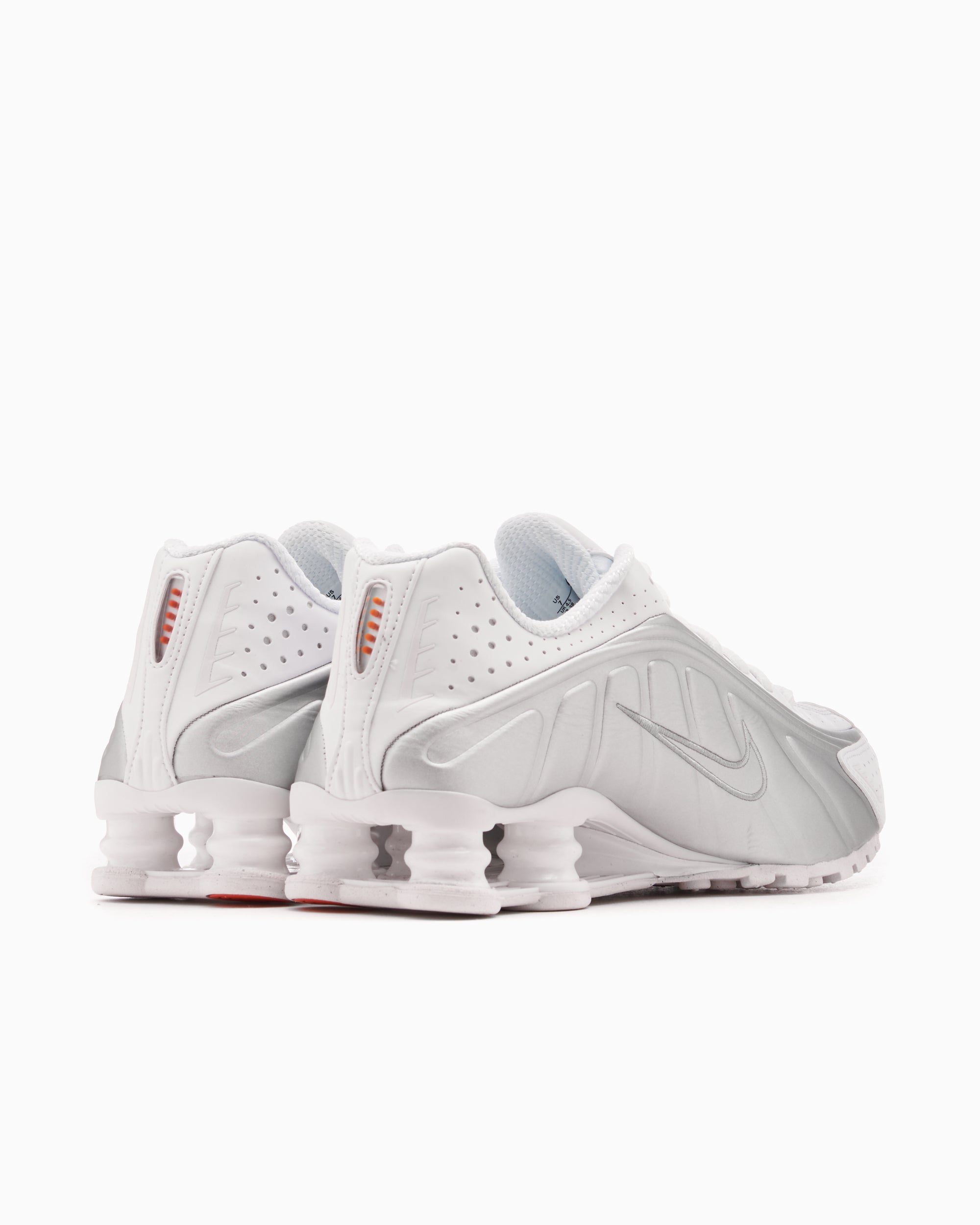 Sneakers Nike Shox R4 "White Metallic" - AR3565-101