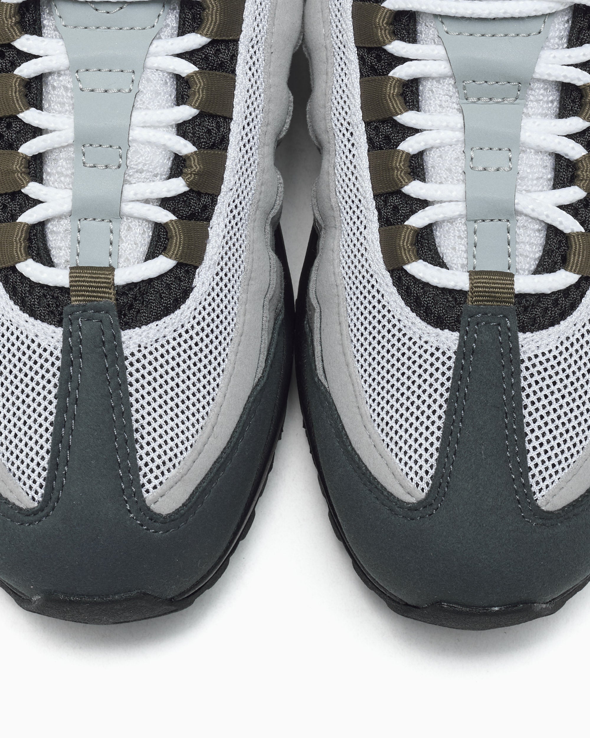 Sneakers Nike Women's Air Max 95 OG "Medium Olive" - HJ5996-003