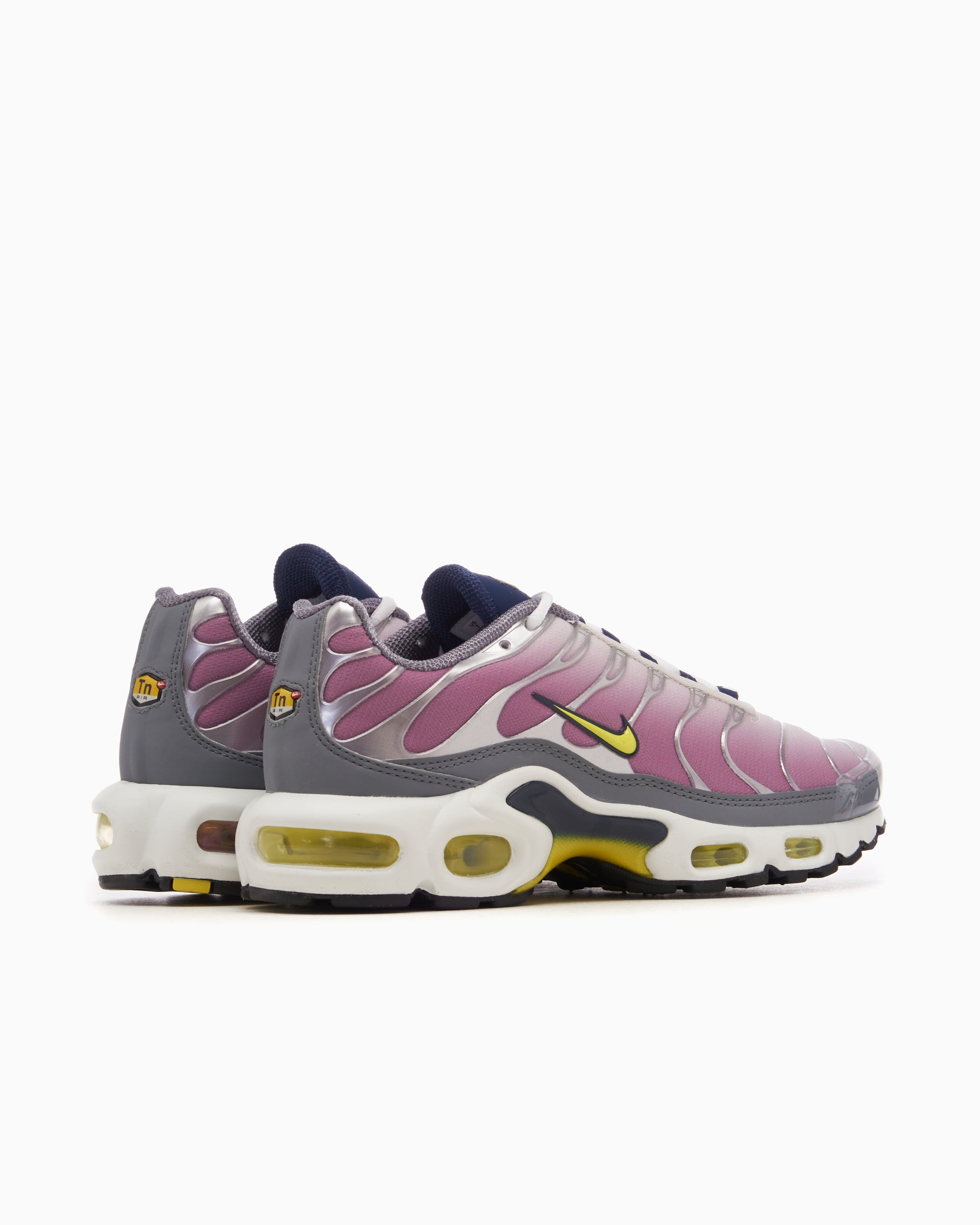 Sneakers Nike Women's Air Max Plus "Violet Dust" - FN8007-500
