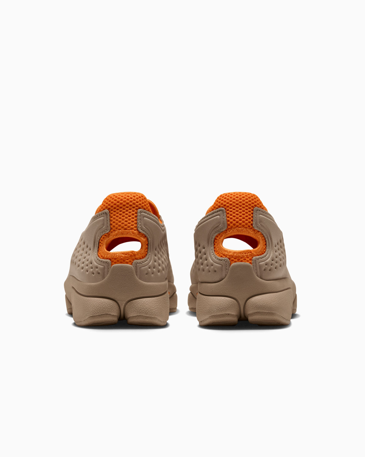 Sneakers Nike Women's Air Rift 2 "Vivid Orange and Yukon Tan" - IQ8006-201
