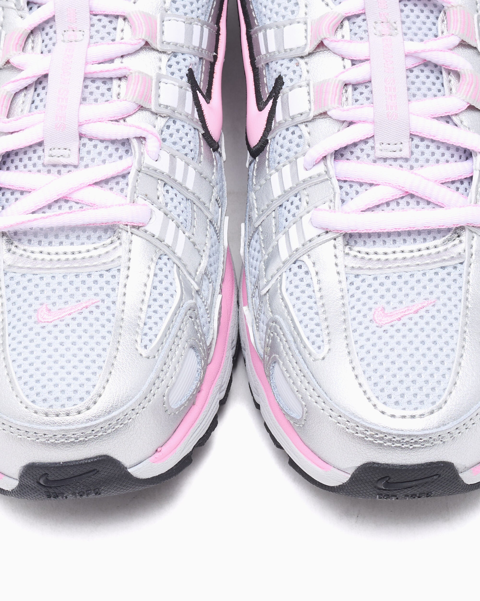 Sneakers Nike Women's P-6000 - BV1021-020