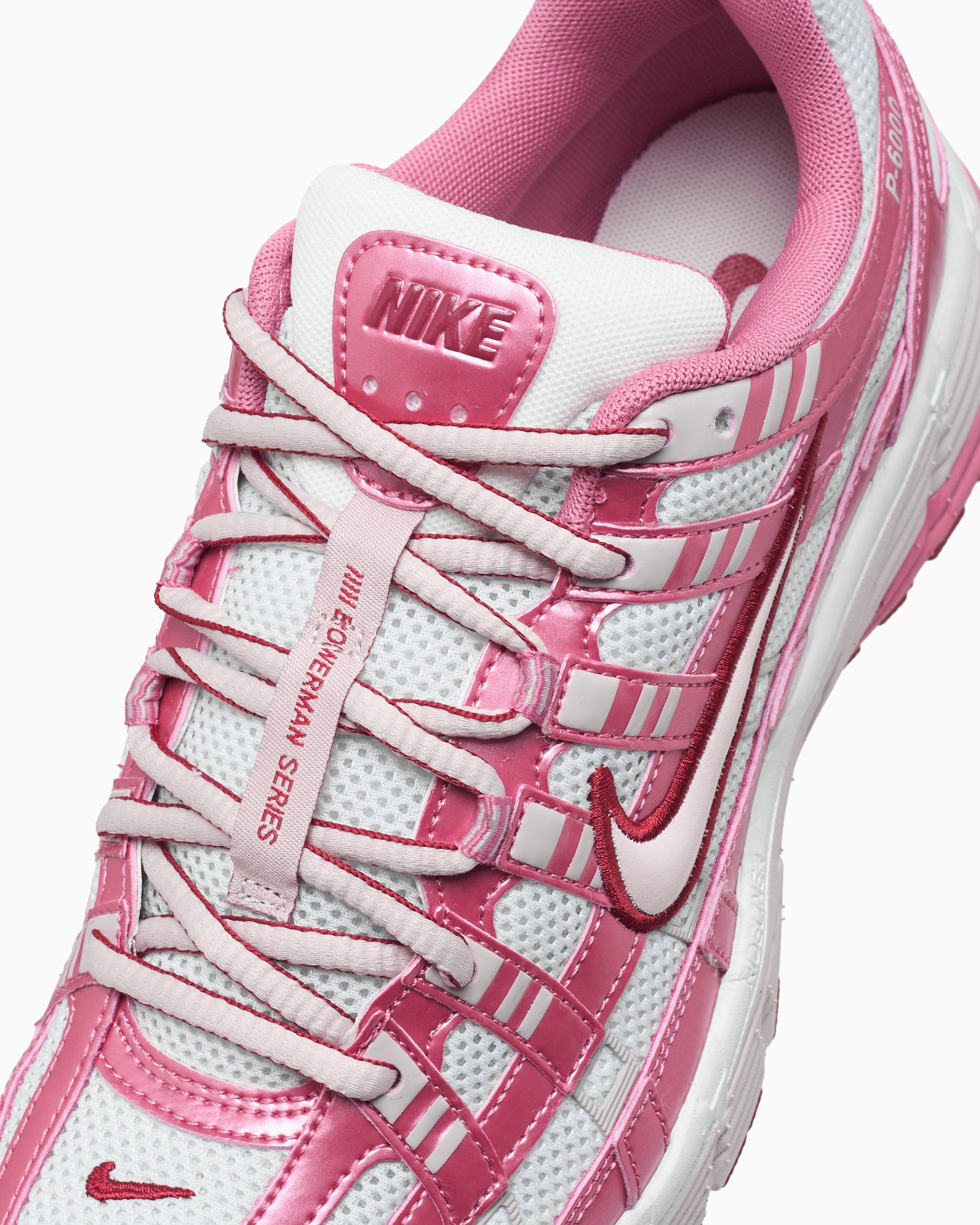 Sneakers Nike Women's P-6000 "Peony" - IO3496-100