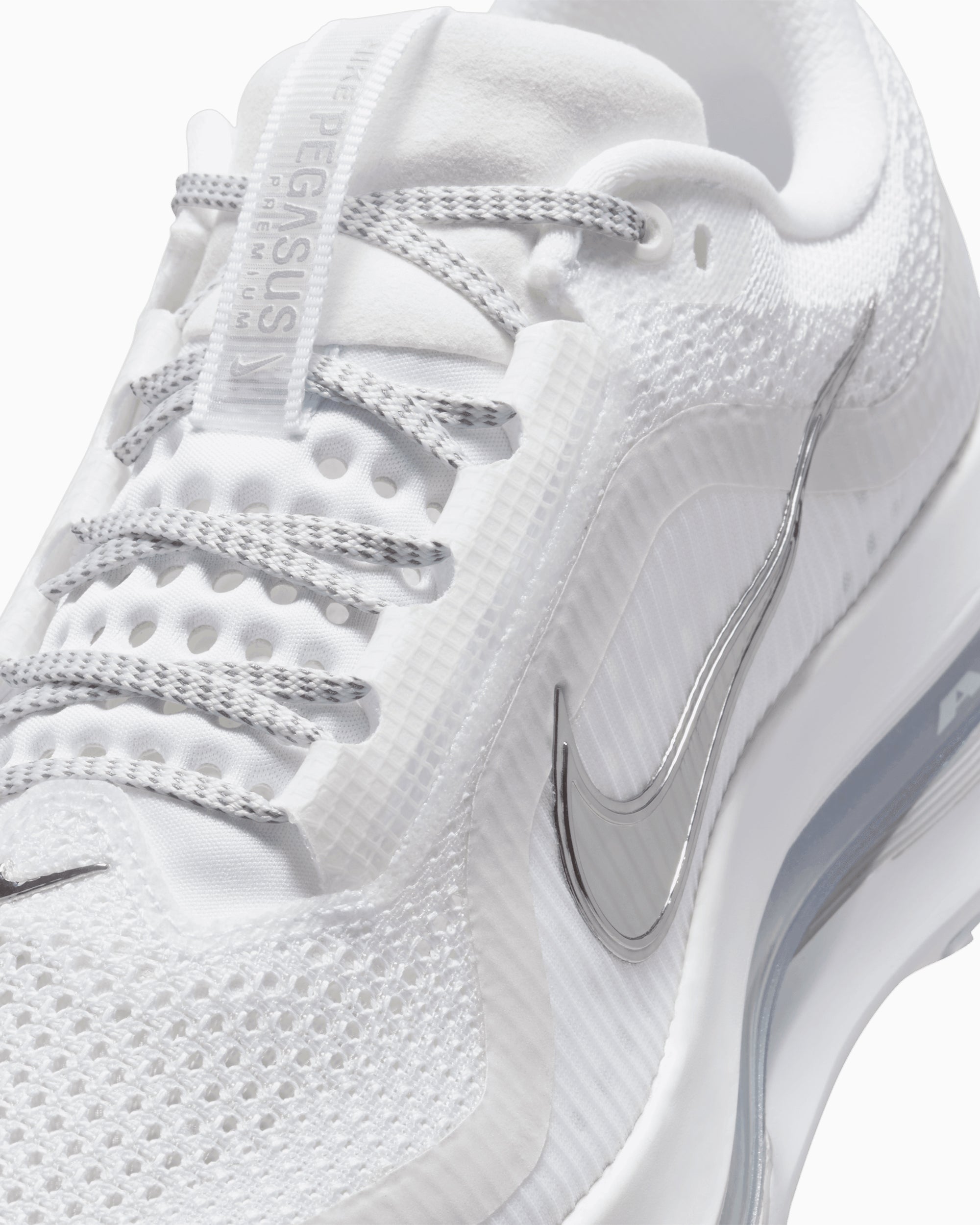 Sneakers Nike Women's Pegasus Premium - HQ2593-102