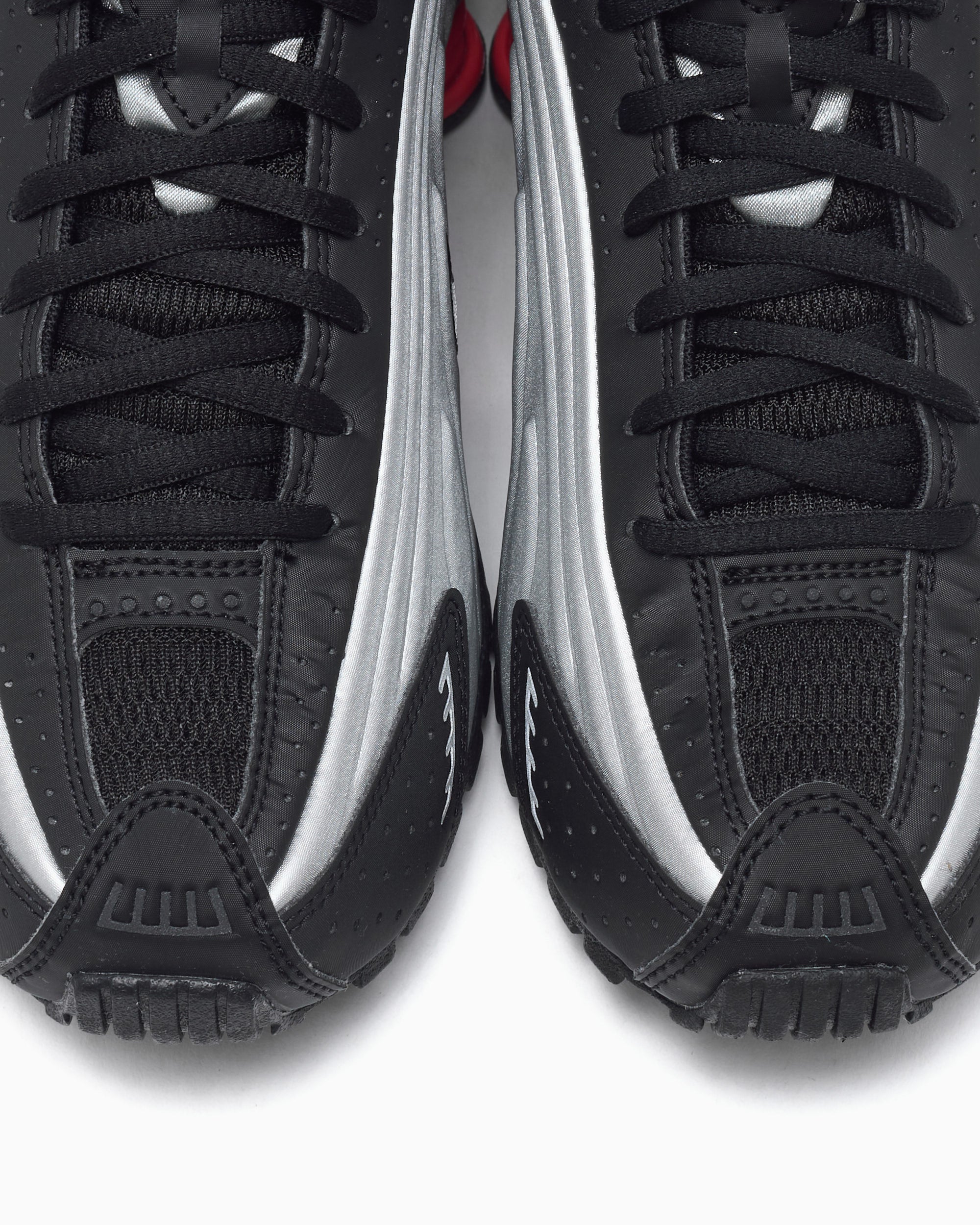 Sneakers Nike Women's Shox R4 - AR3565-011