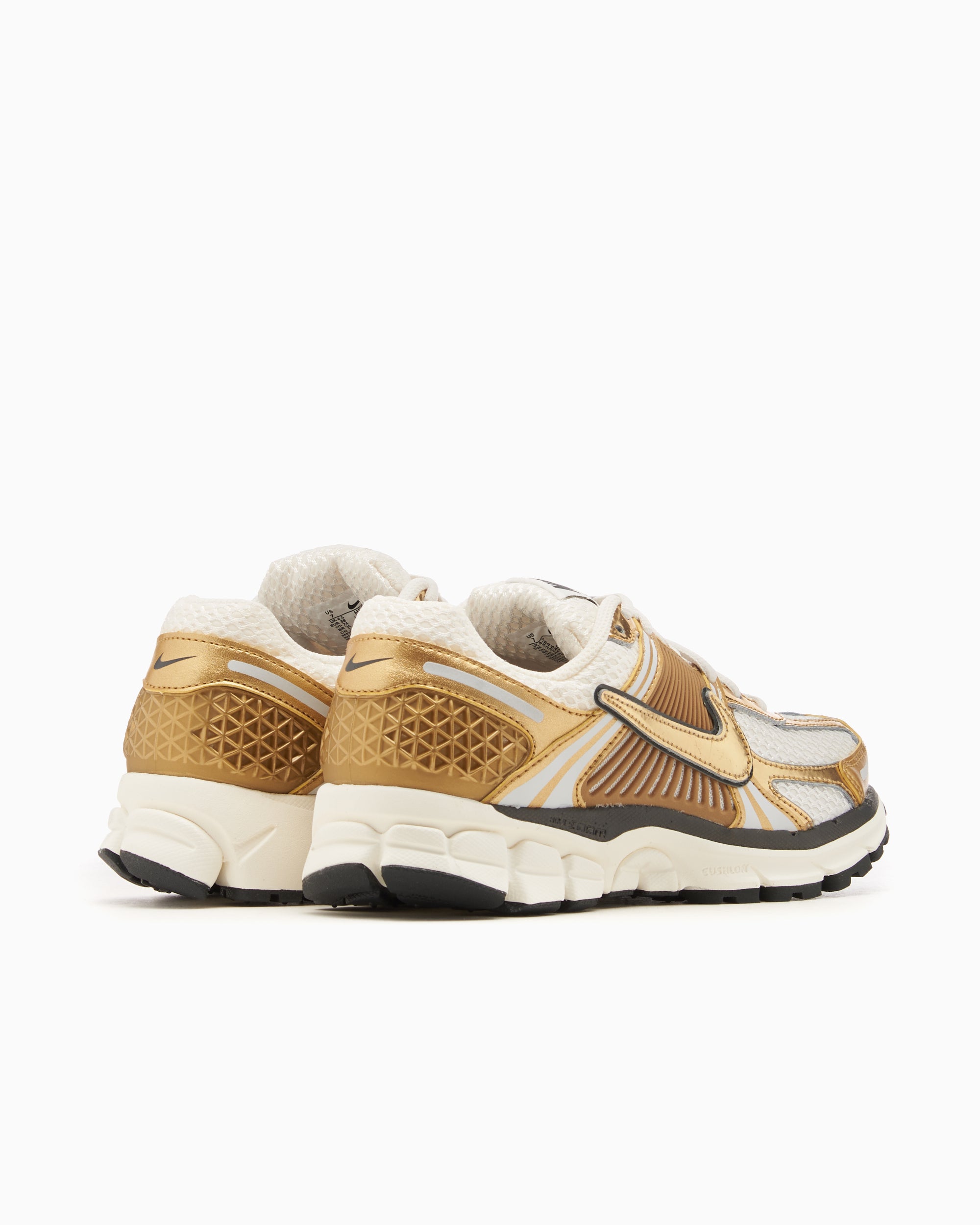 Sneakers Nike Women's Zoom Vomero 5 "Gold" - HF7723-001