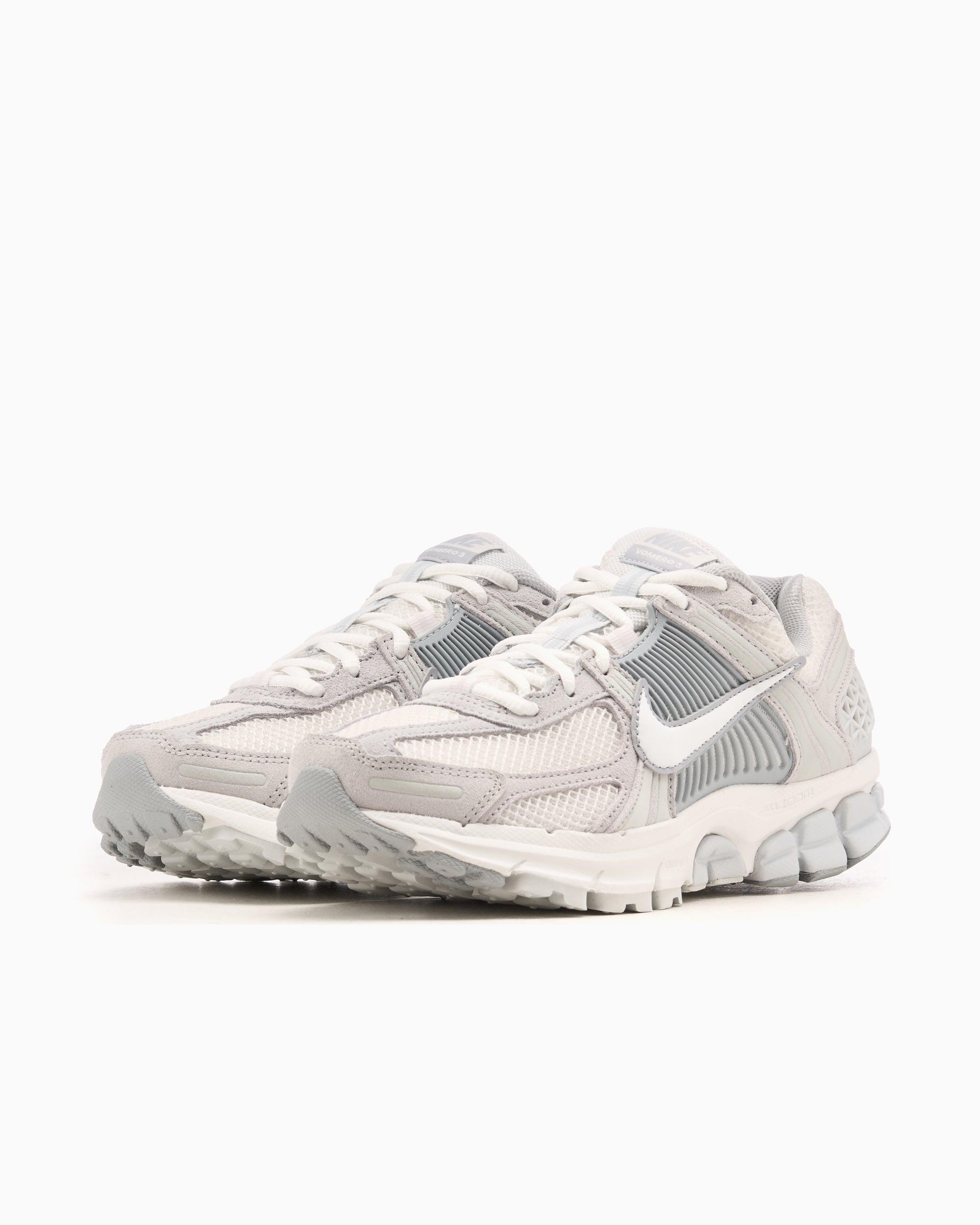 Sneakers Nike Women's Zoom Vomero 5 "Pure Platinum" - HQ0458-001
