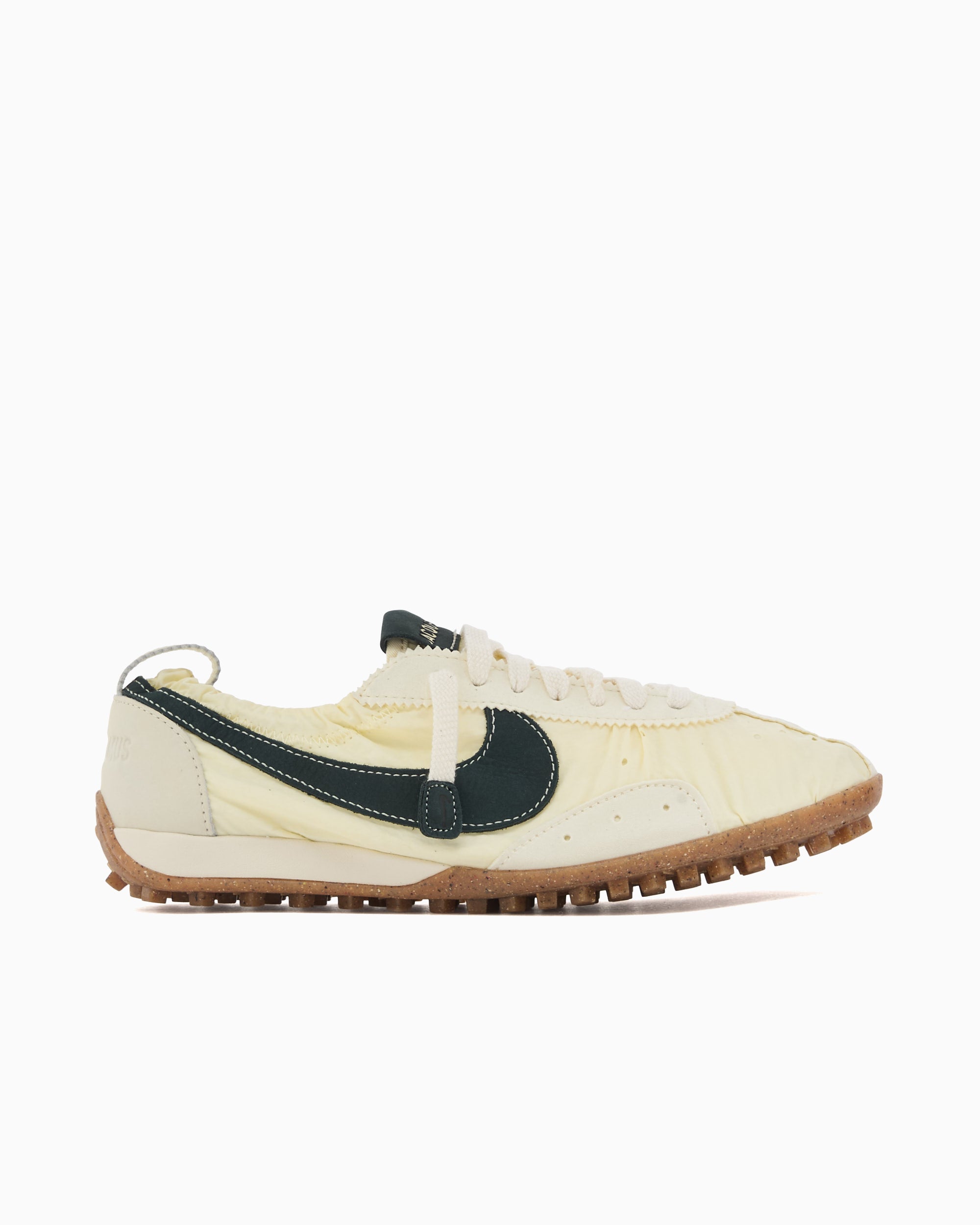 Sneakers Nike x Jacquemus Women's Moon Shoe "Alabaster" - HV8547-700