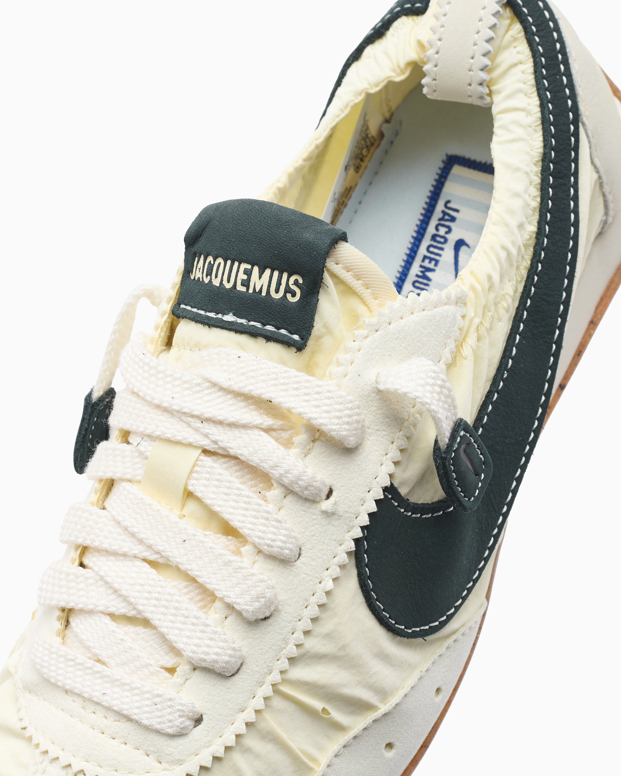 Sneakers Nike x Jacquemus Women's Moon Shoe "Alabaster" - HV8547-700