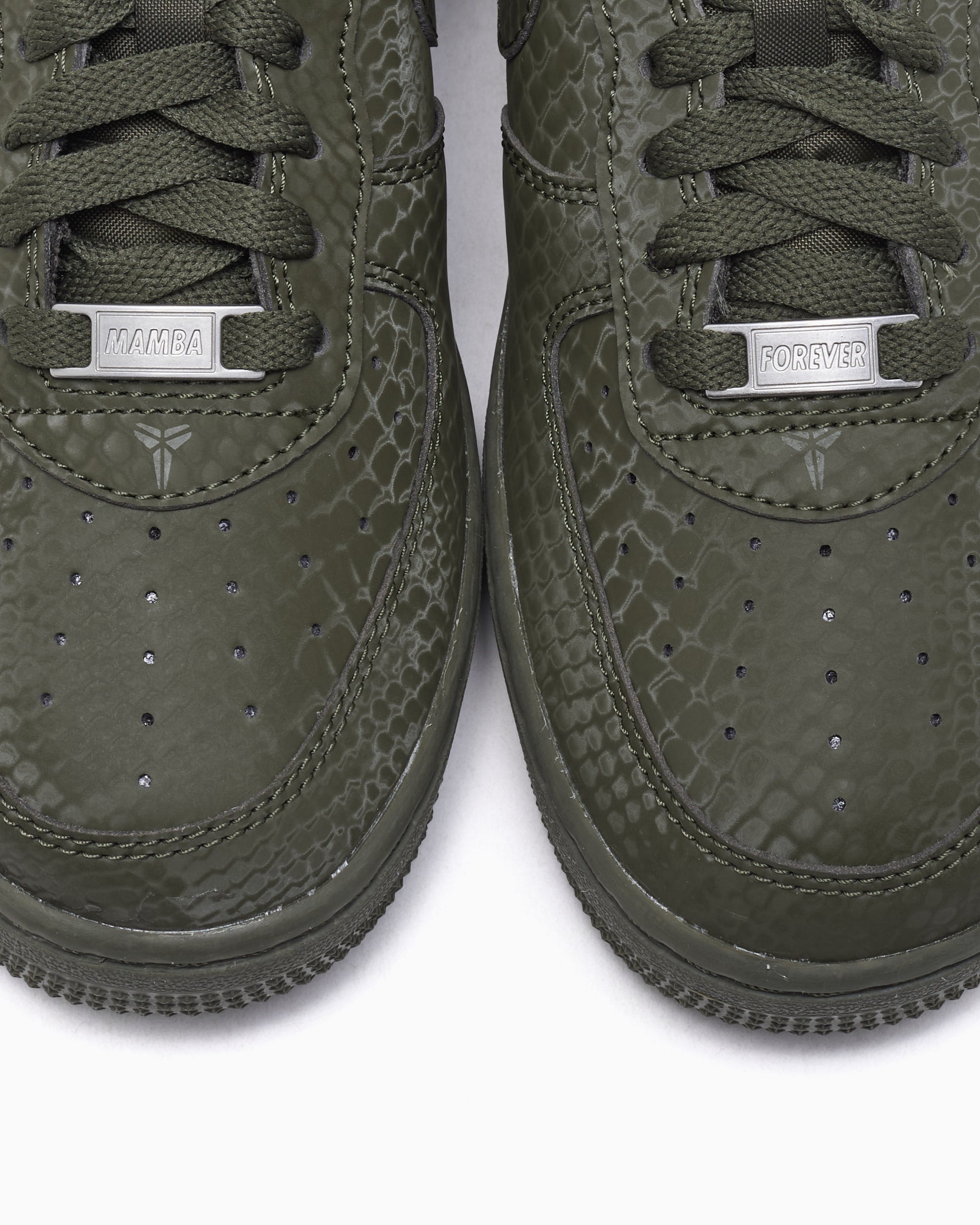 Sneakers Nike x Kobe Bryant Air Force 1 Low "Cargo Khaki" - IB0018-301