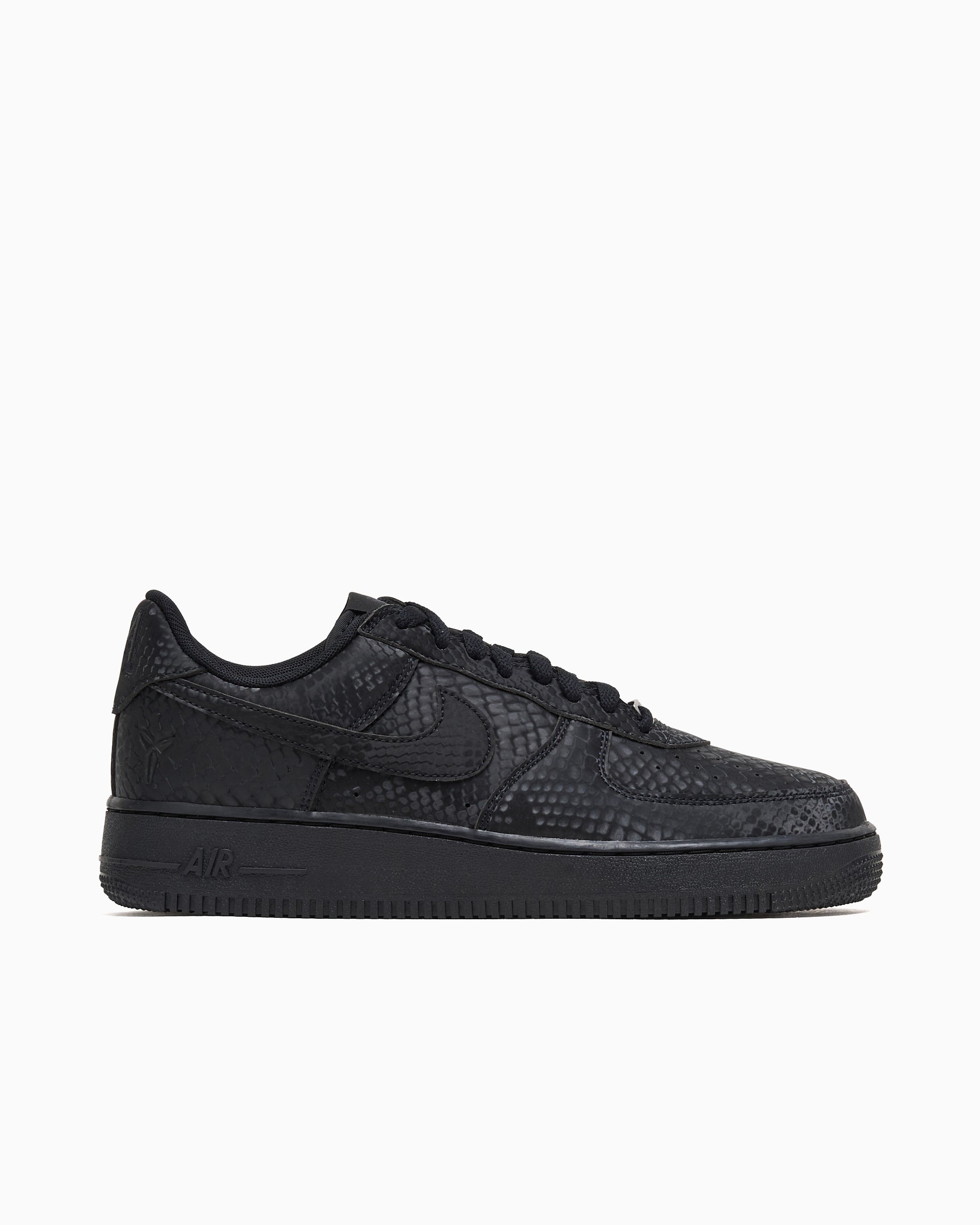 Sneakers Nike x Kobe Bryant Air Force 1 Low "Forever Black" - IB0018-003