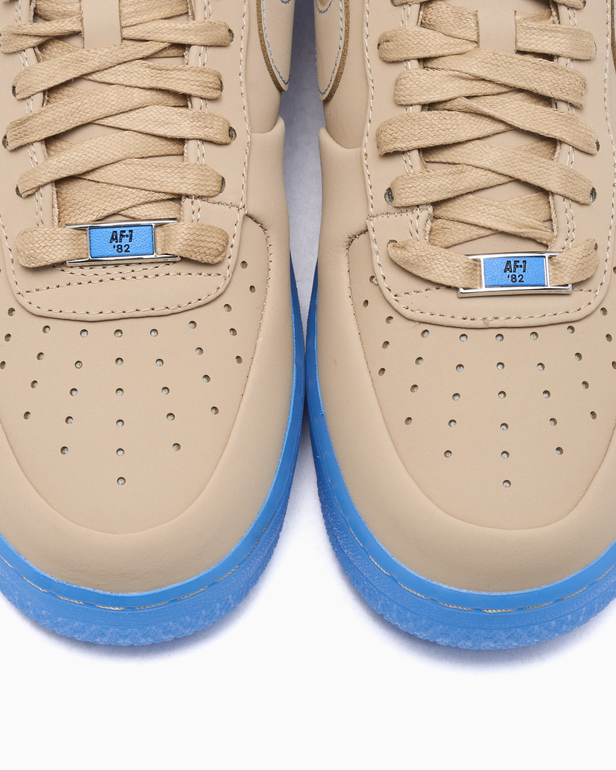 Sneakers Nike x Kobe Bryant Air Force 1 Low Protro "Linen" - IH1018-200