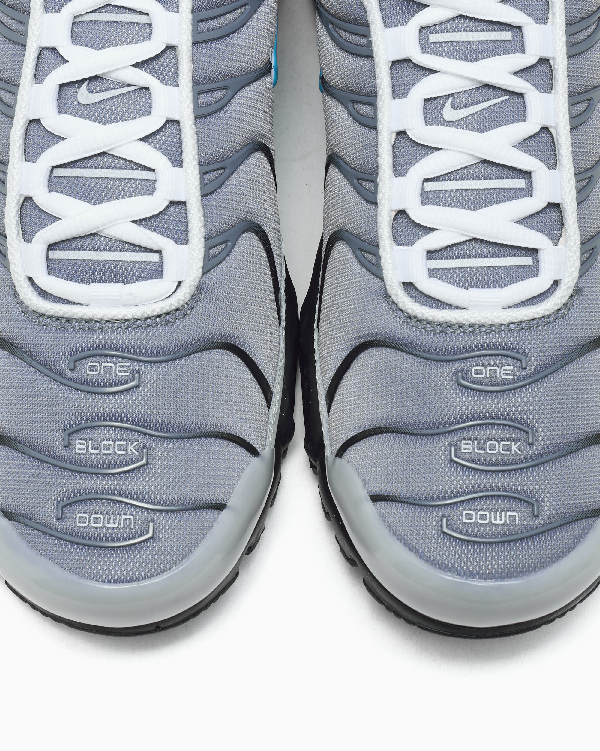 Sneakers Nike x One Block Down Air Max Plus SP - FZ3308-001