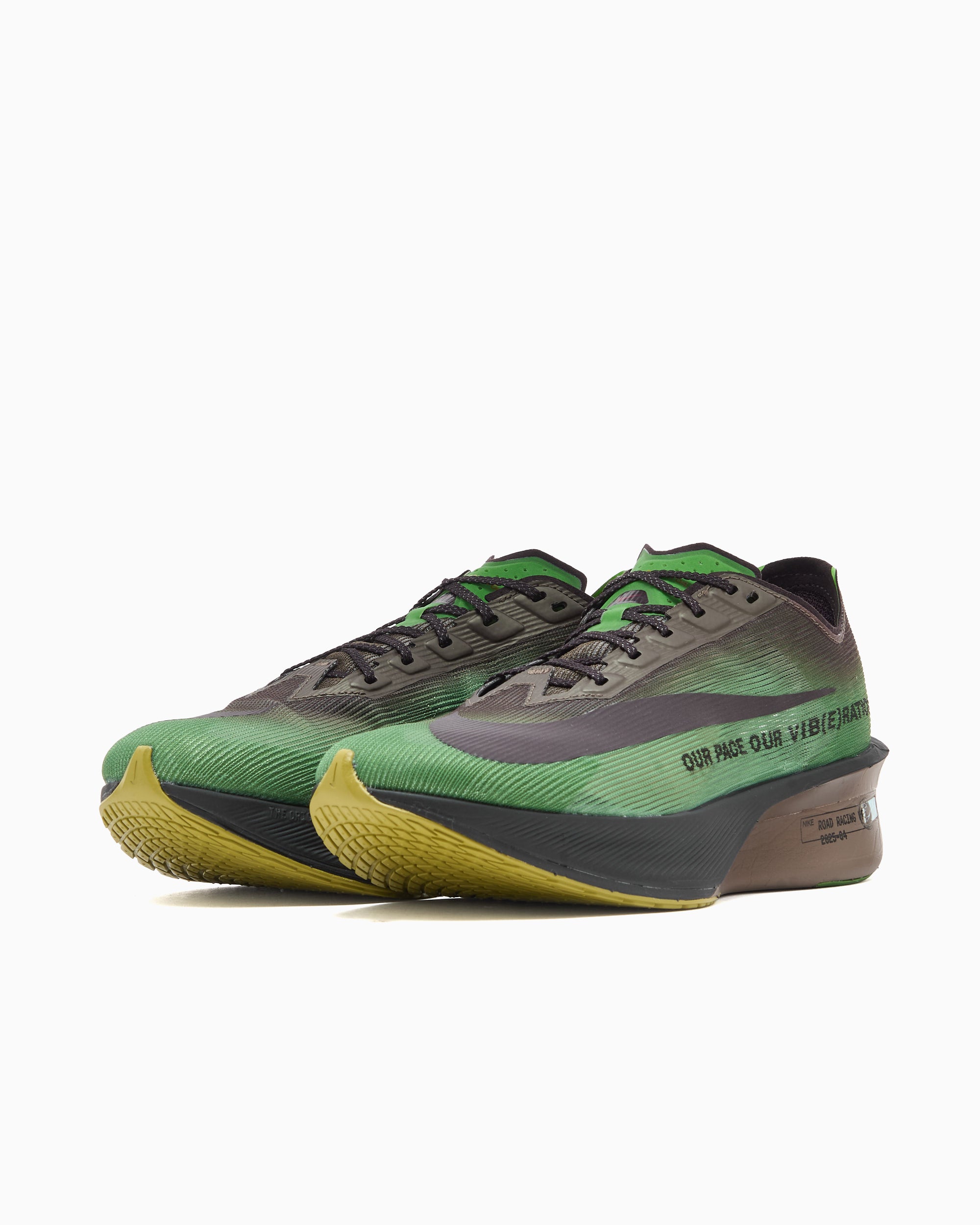 Sneakers Nike ZoomX Vaporfly Next% 4 PRM "Our Pace Our Vib(e)ration" - IQ3418-399