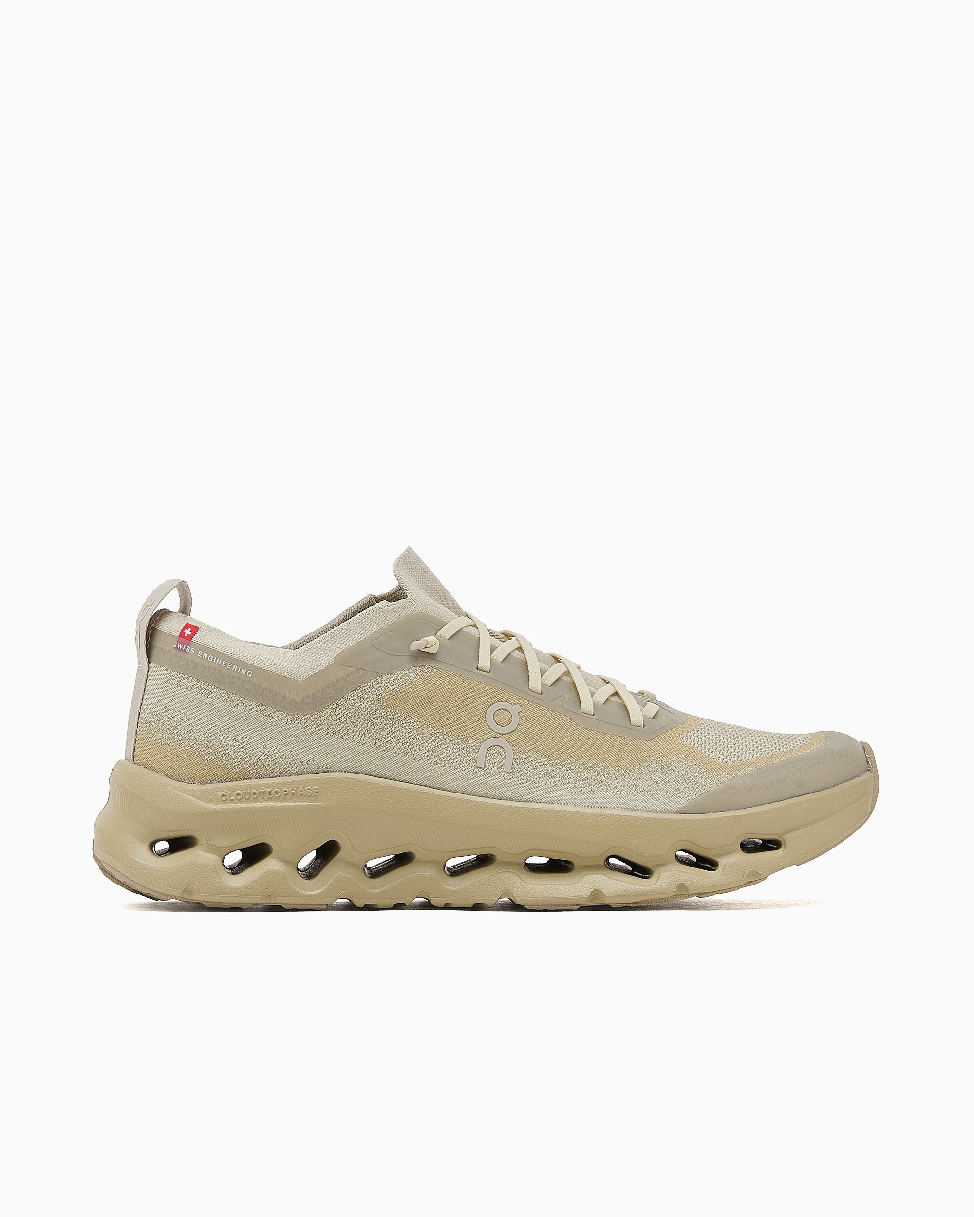 Sneakers On Cloudtilt Moon - 3MF30675274