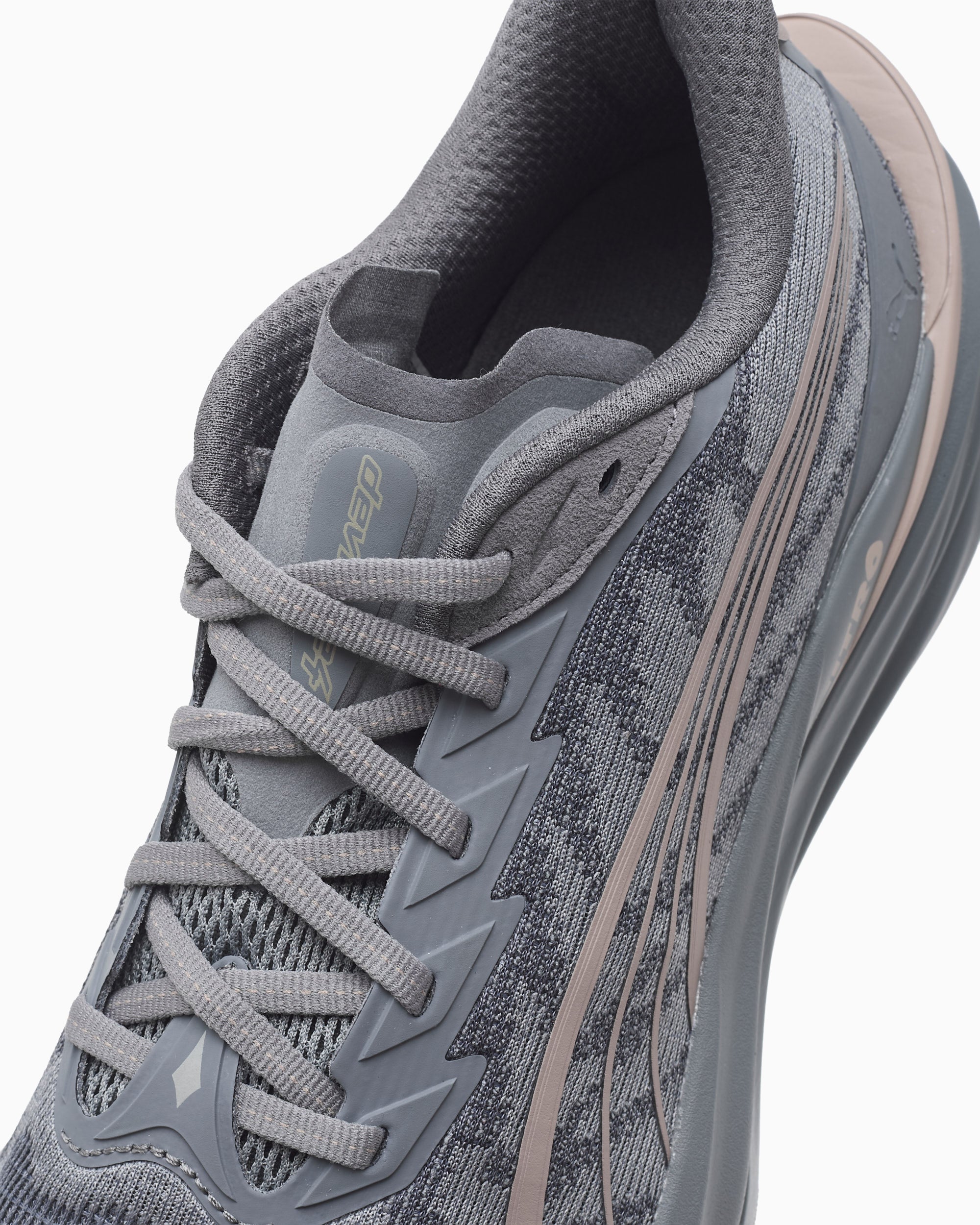 Sneakers Puma Deviate Nitro 4 - 312123-30