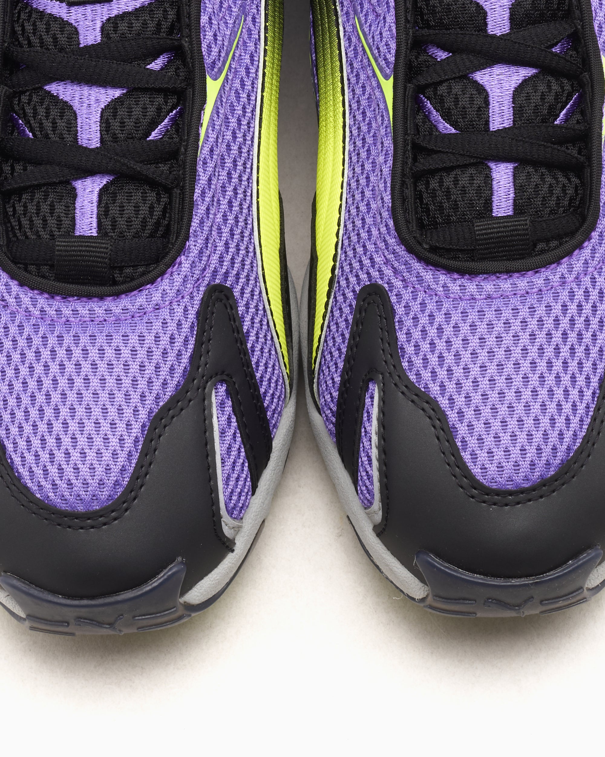 Sneakers Puma Inhale - 401560-10