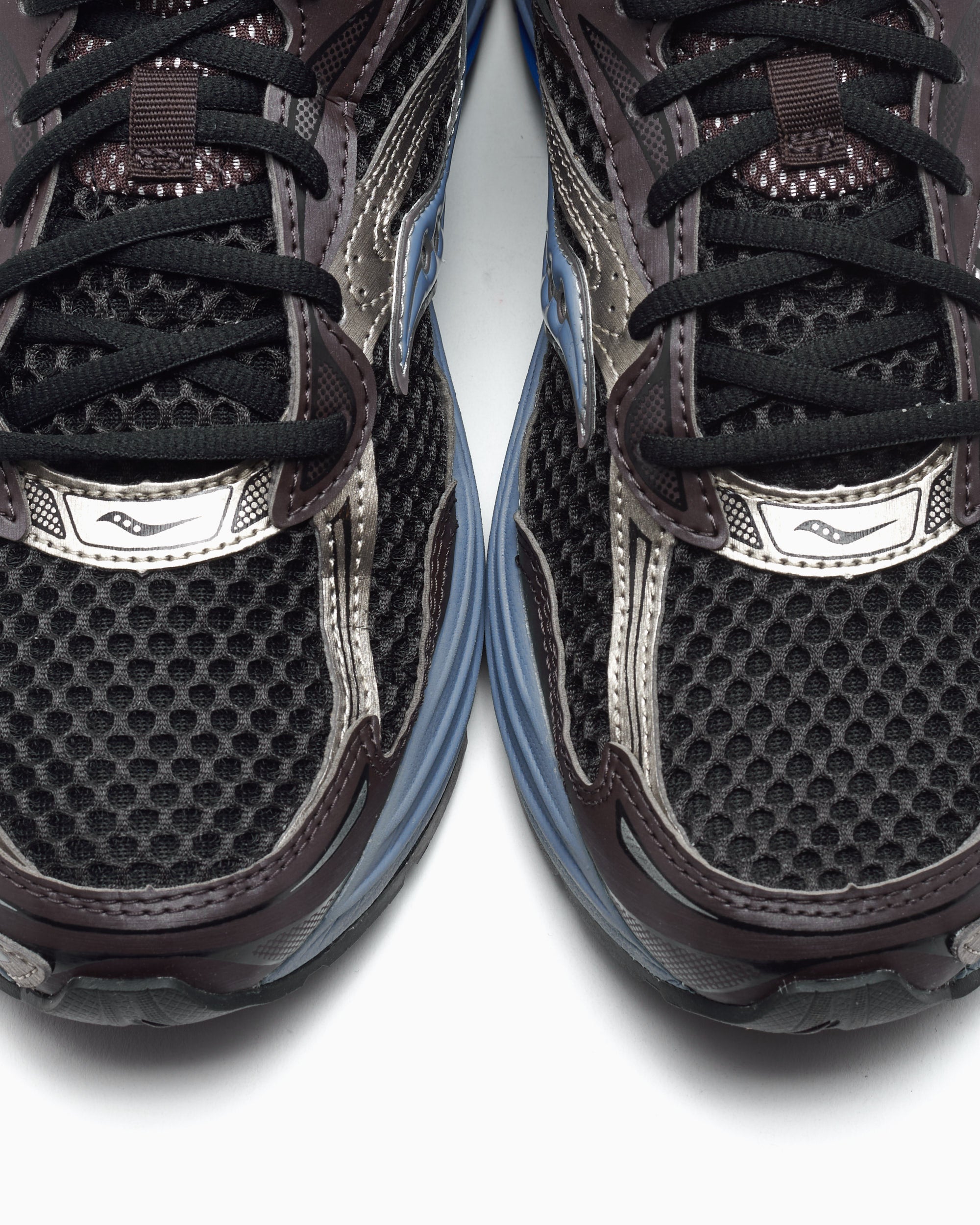 Sneakers Saucony Progrid OMNI 9 Disrupt - S70739-75