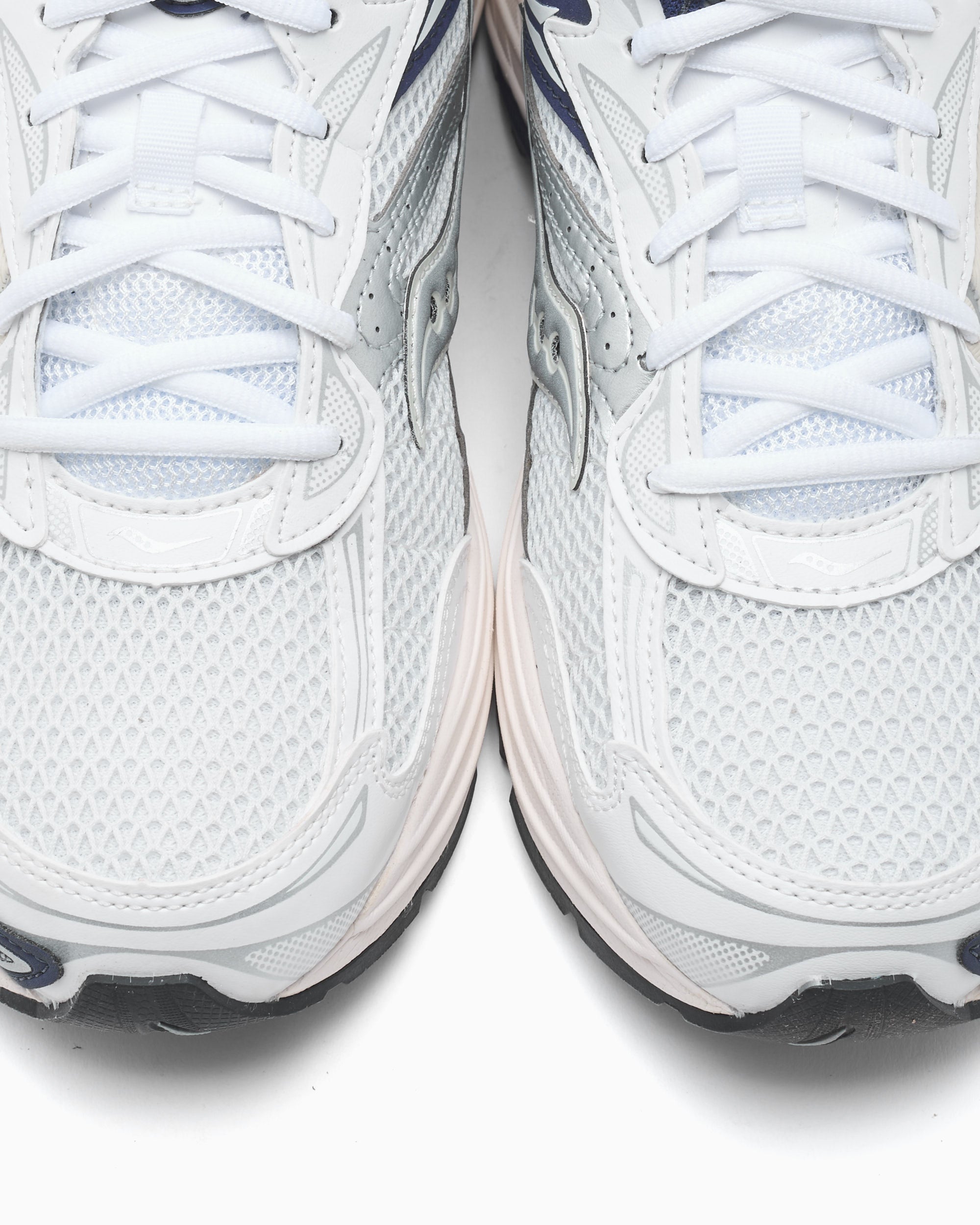 Sneakers Saucony Progrid OMNI 9 - S70832-12