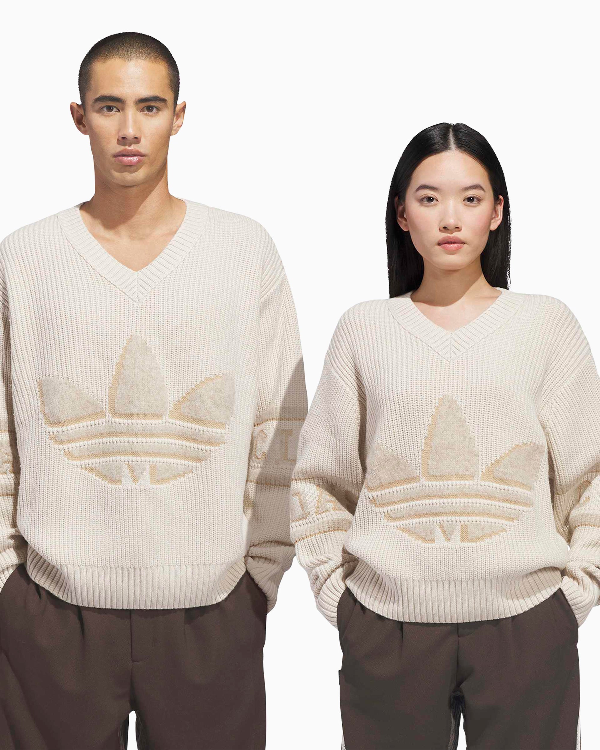 Sweaters adidas Originals x CLOT Logo Unisex Sweater - IK2975