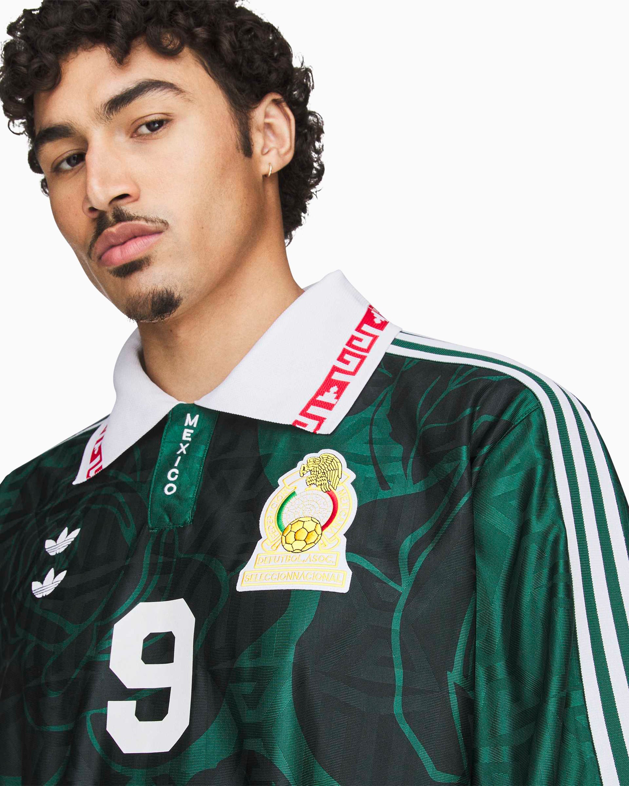 T-Shirts adidas Originals x Willy Chavarria Logo Half-Sleeved Oversize Men's Jersey T-Shirt - KU7803