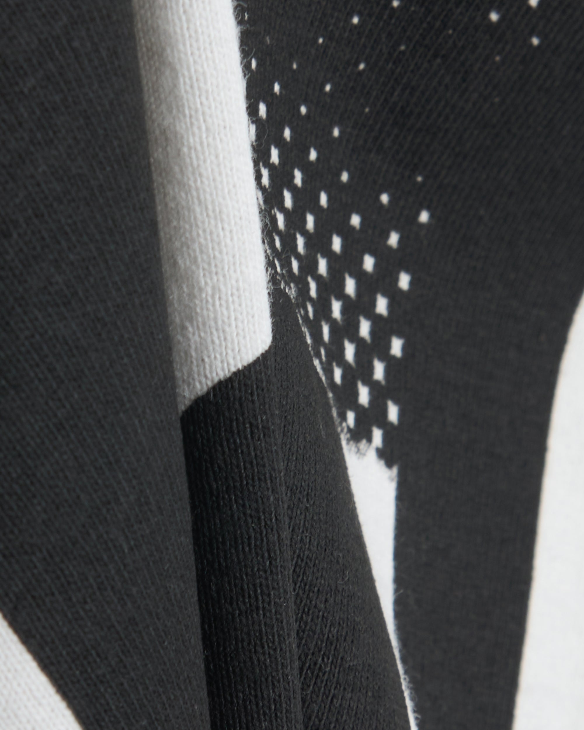 T-Shirts OVNNIE Memento Mori Men's T-Shirt Men's T-Shirt - NL24W