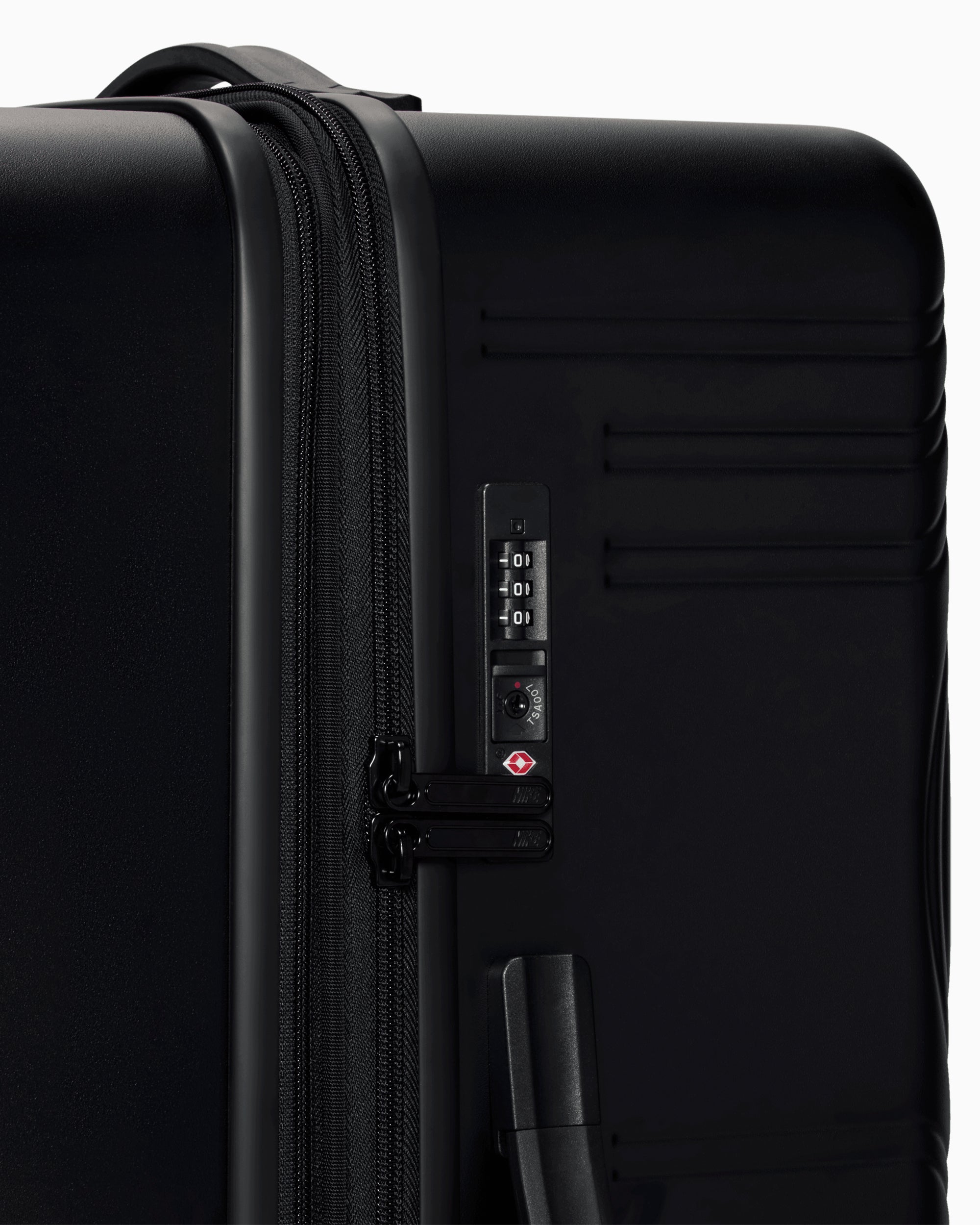 Backpacks and Suitcases Nike Carry-On 143L Unisex Suitcase - HV8586-010