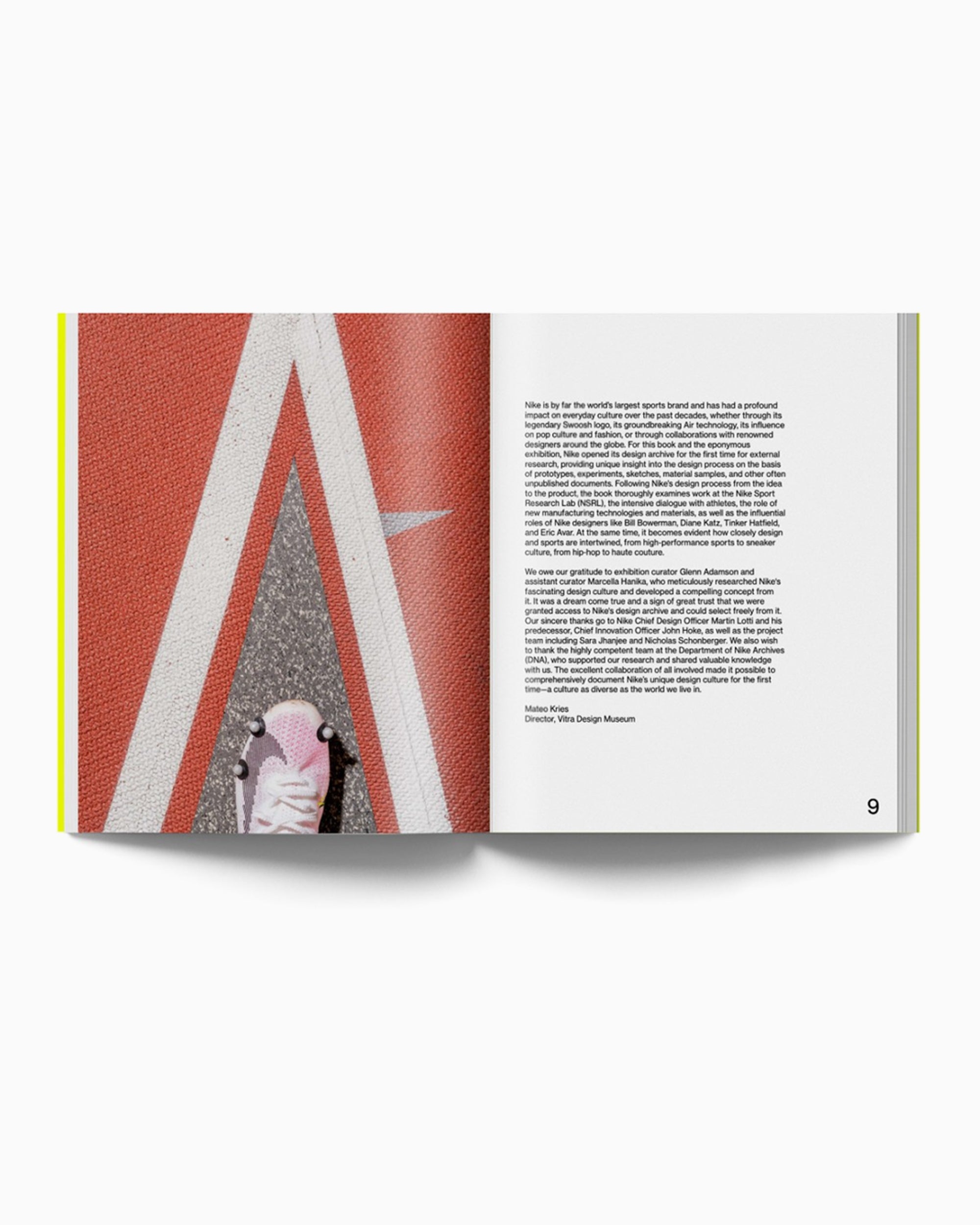 Books Magazines La Fábrica Nike: Diseño en Movimiento - 9788410024977