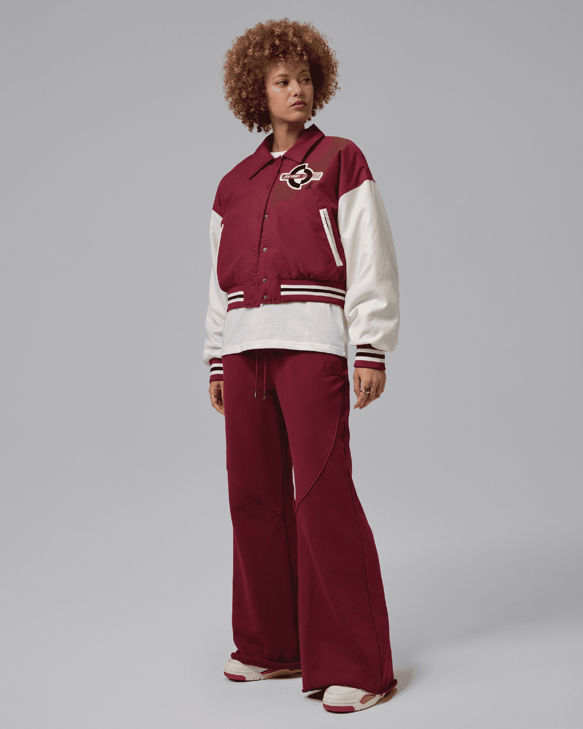 Jackets Coats Jordan Brooklyn Therma-FIT Logo Boxy Women's Varsity Jacket - HV0403-677