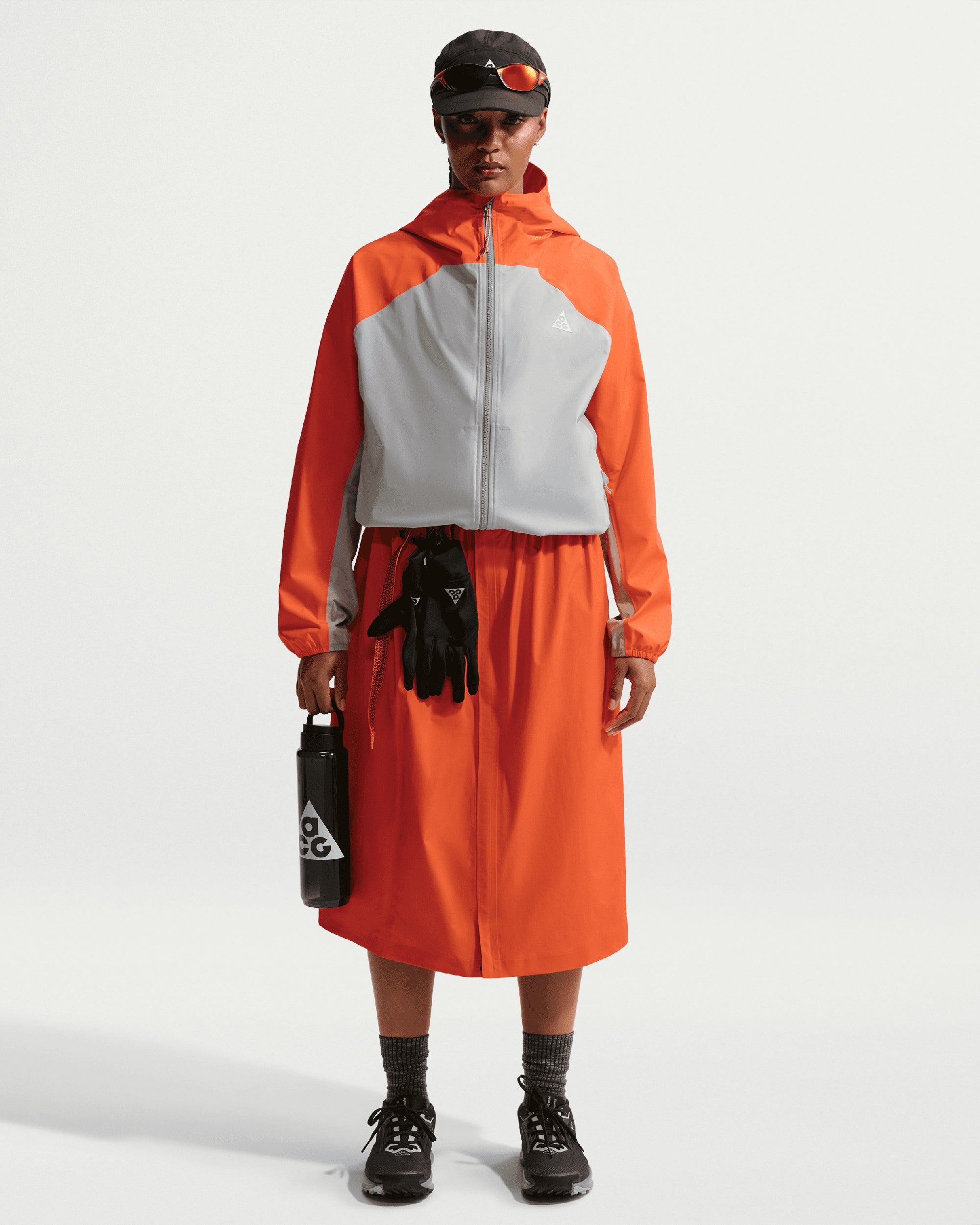 Jackets Coats Nike ACG "Phantazma" Storm-FIT ADV Water-Repellent Relaxed Women's Rain Jacket - IF0101-819