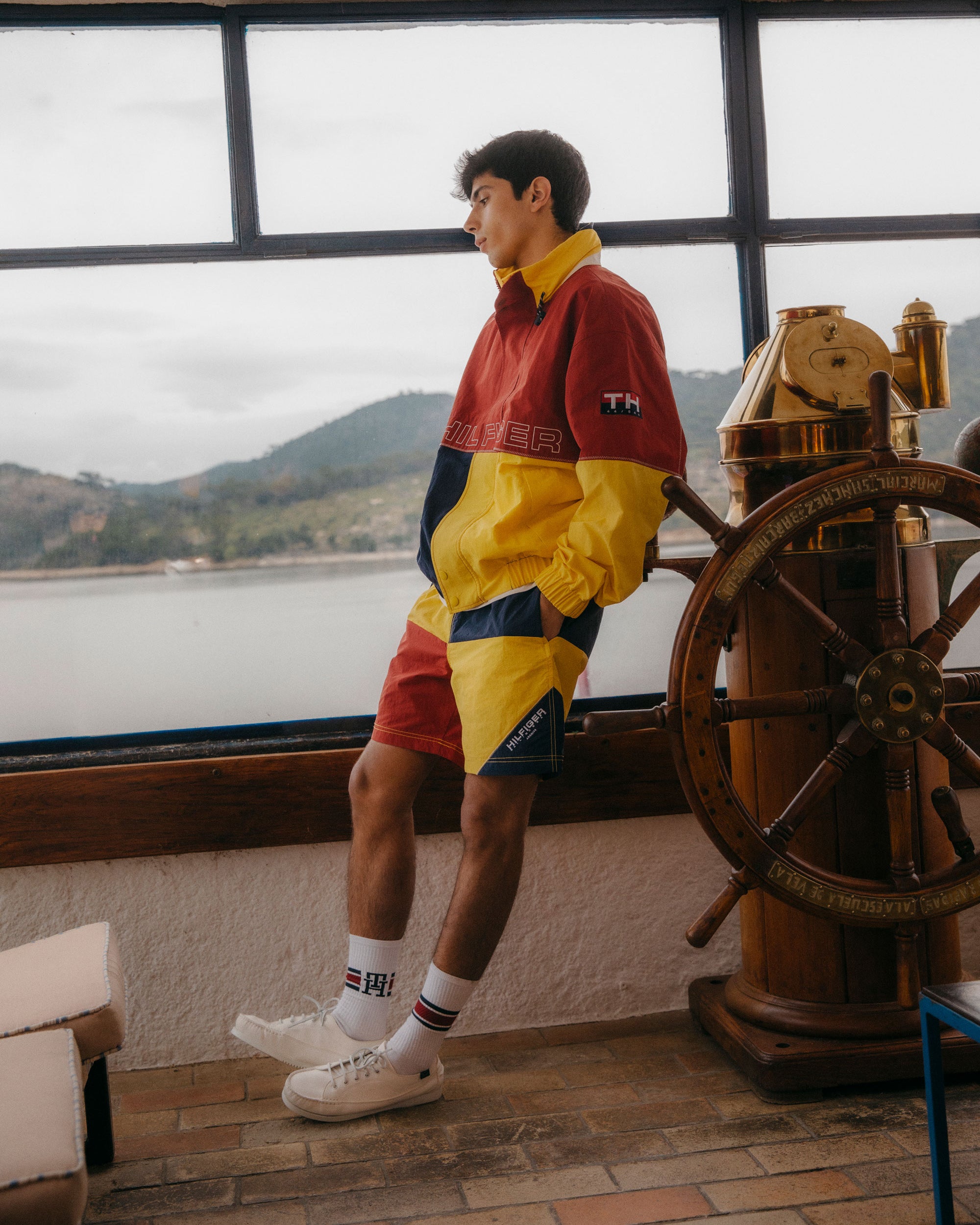 Jackets Coats Tommy Hilfiger Sailing Color Block Regatta Relaxed Men's Rain Jacket - MN0MN00008XMO