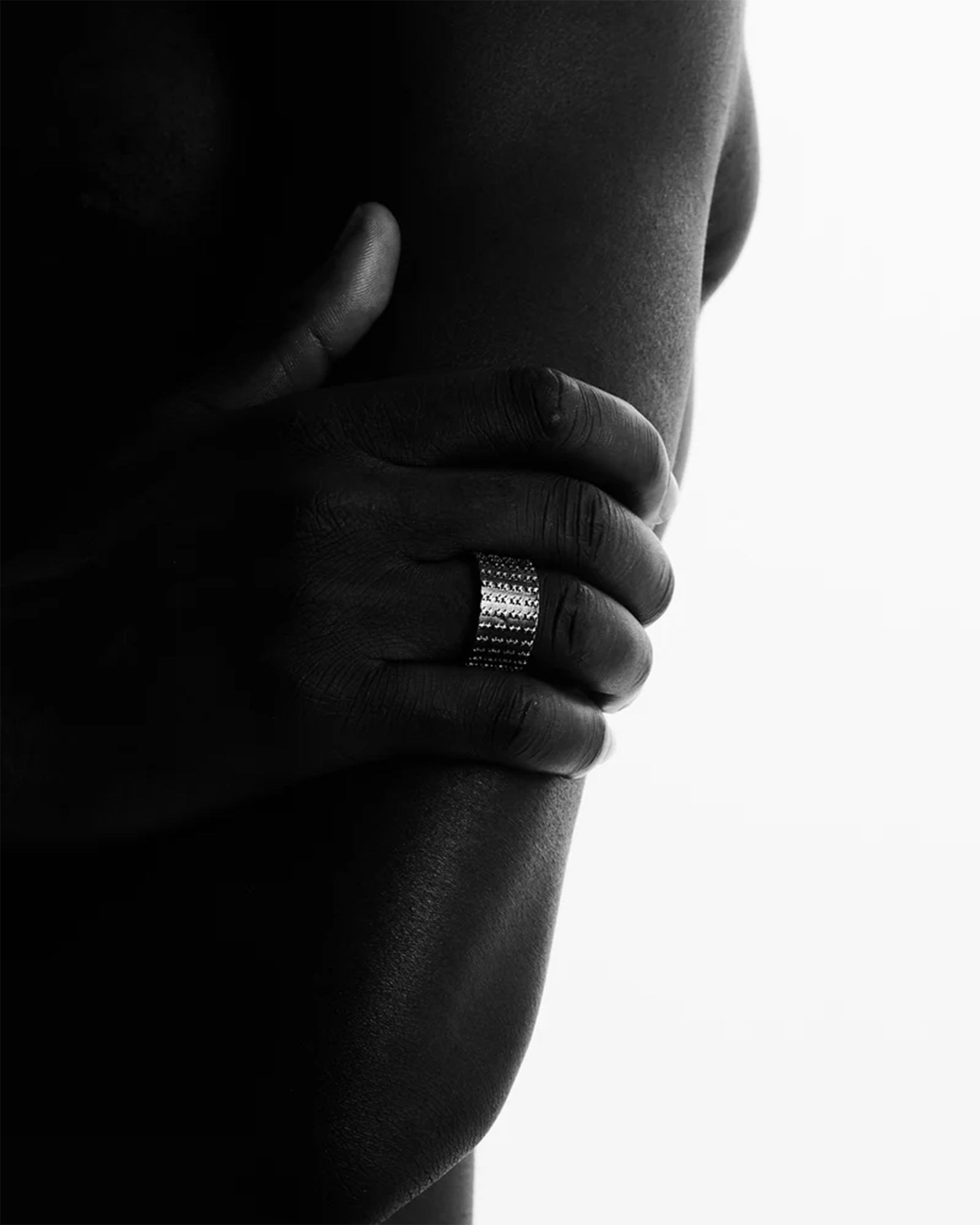 Jewelry TwoJeys Icon Monogram Unisex Ring - 200504001