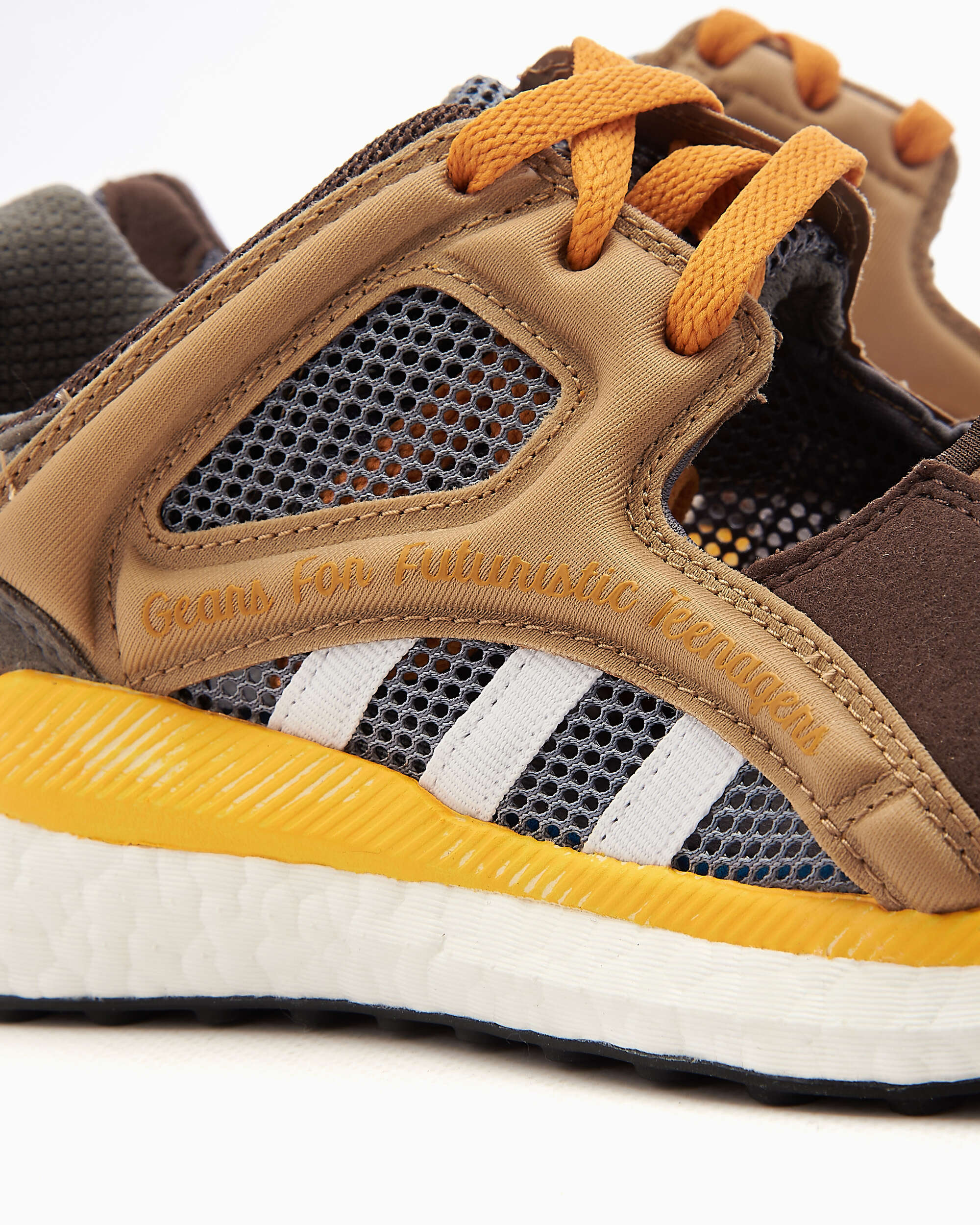 Sneakers adidas Consortium x Human Made EQT Racing - GX7918